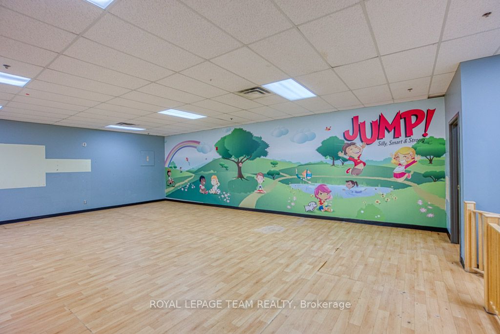 #g17 - 484 Hazeldean Road Property Photo 36