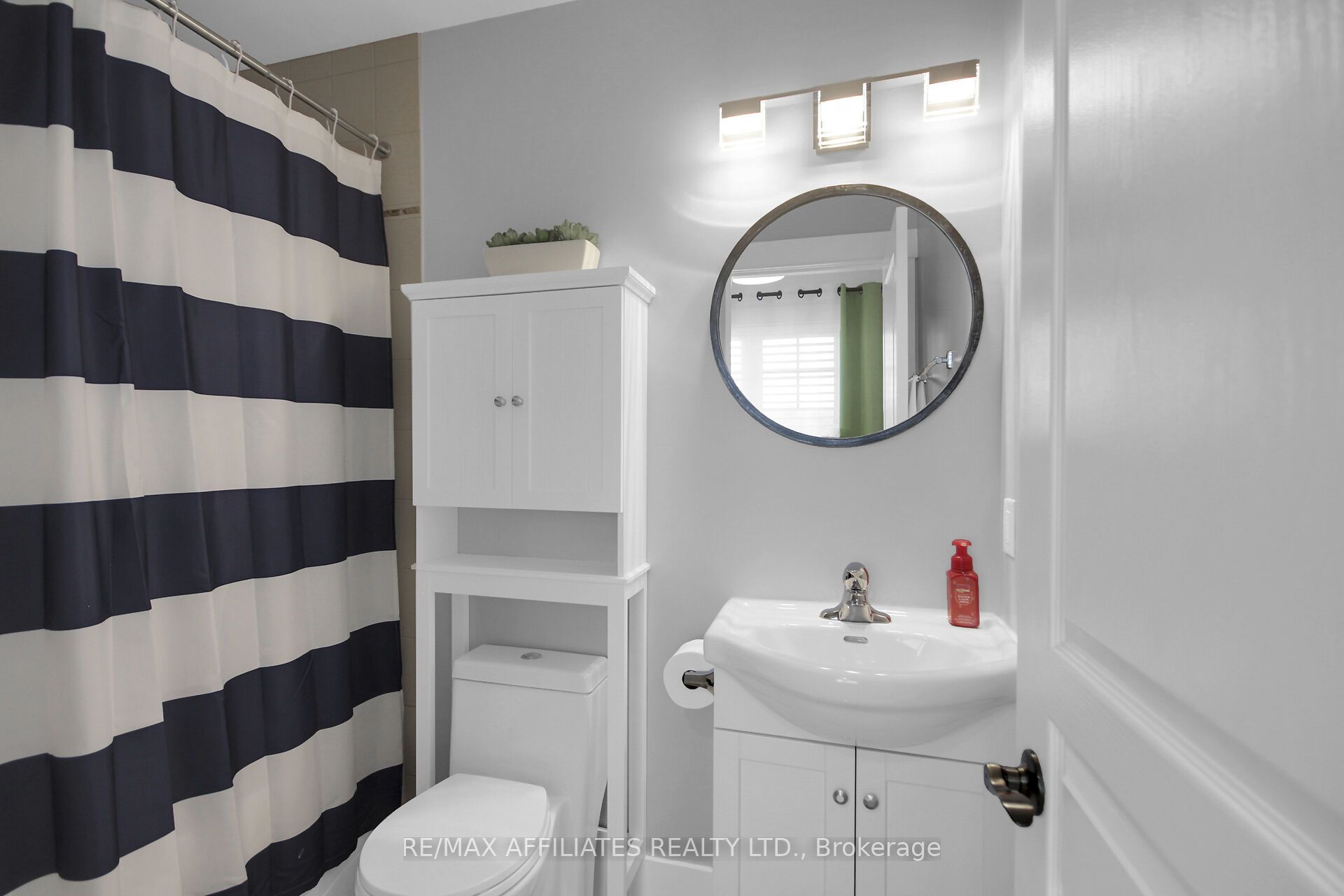 500 Bradbury Court Property Photo 23