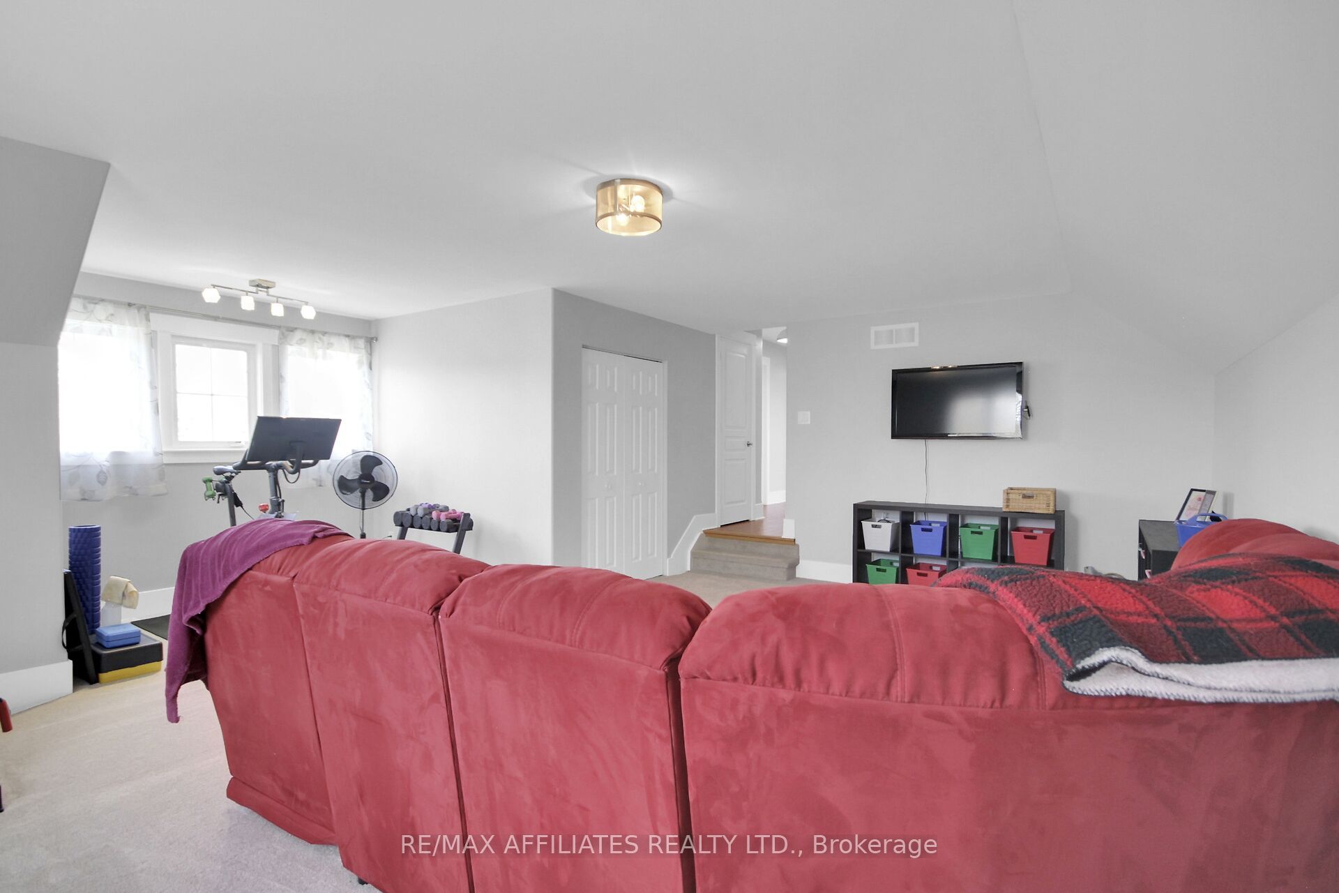 500 Bradbury Court Property Photo 33