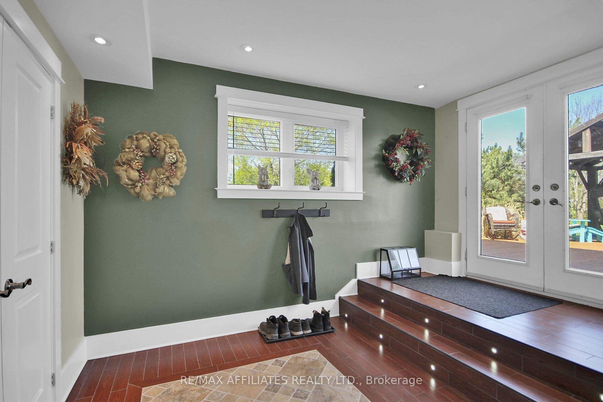 500 Bradbury Court Property Photo 35