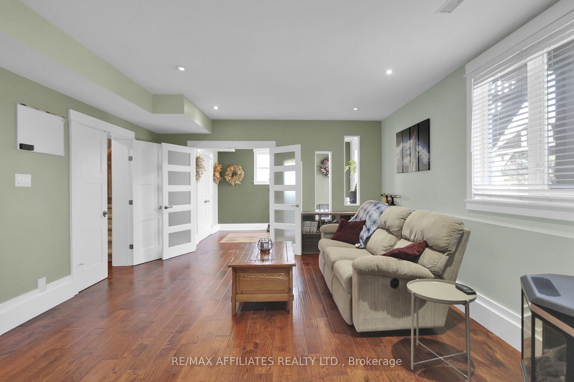 500 Bradbury Court Property Photo 37