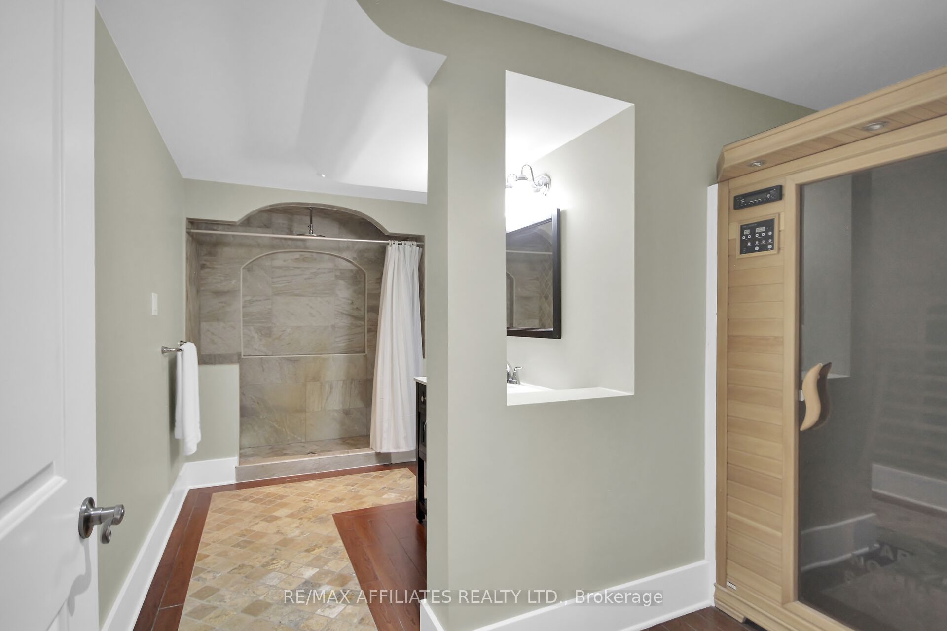 500 Bradbury Court Property Photo 41