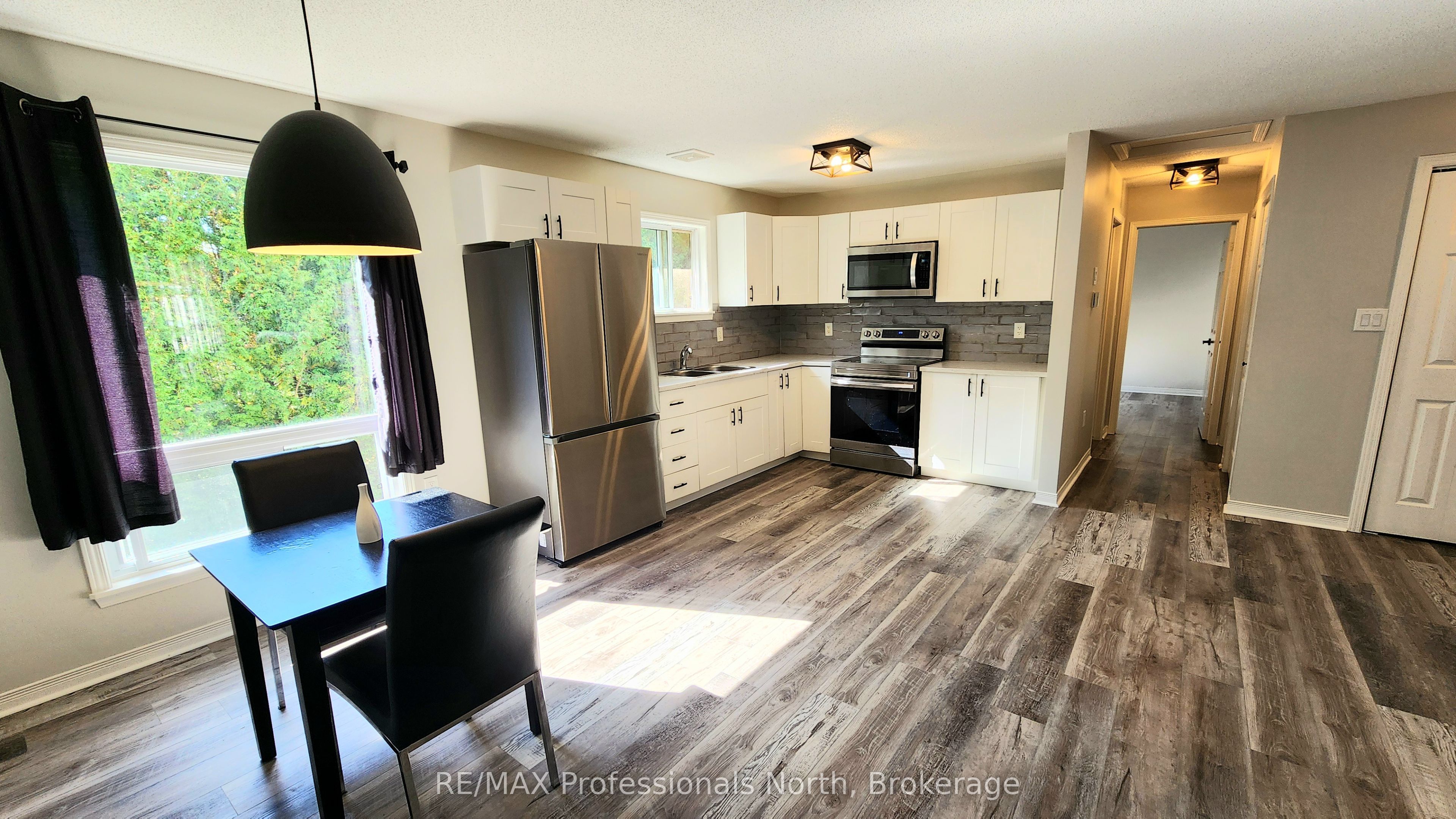 #33 - 200 Pine Street Property Photo 3