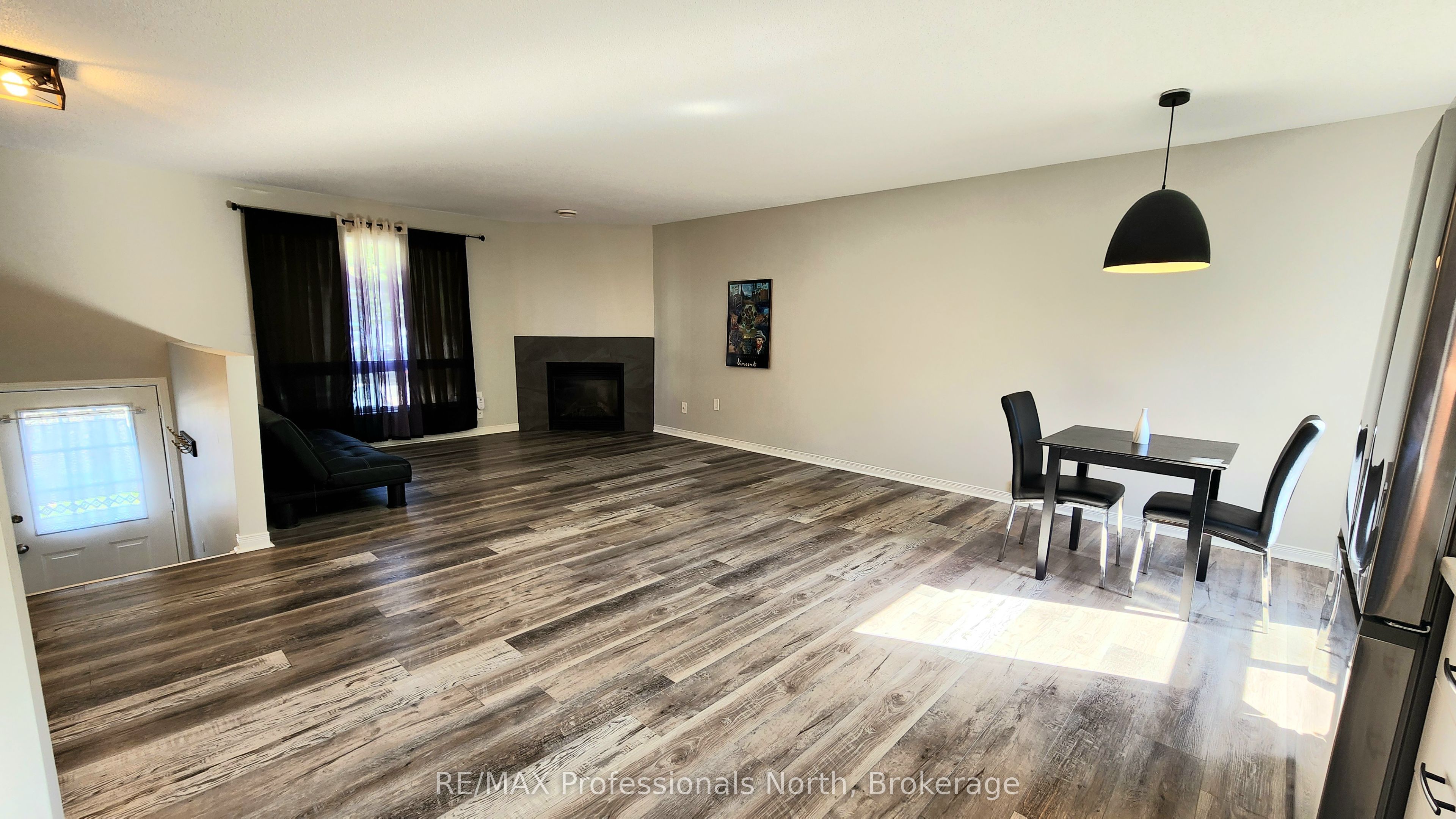#33 - 200 Pine Street Property Photo 7
