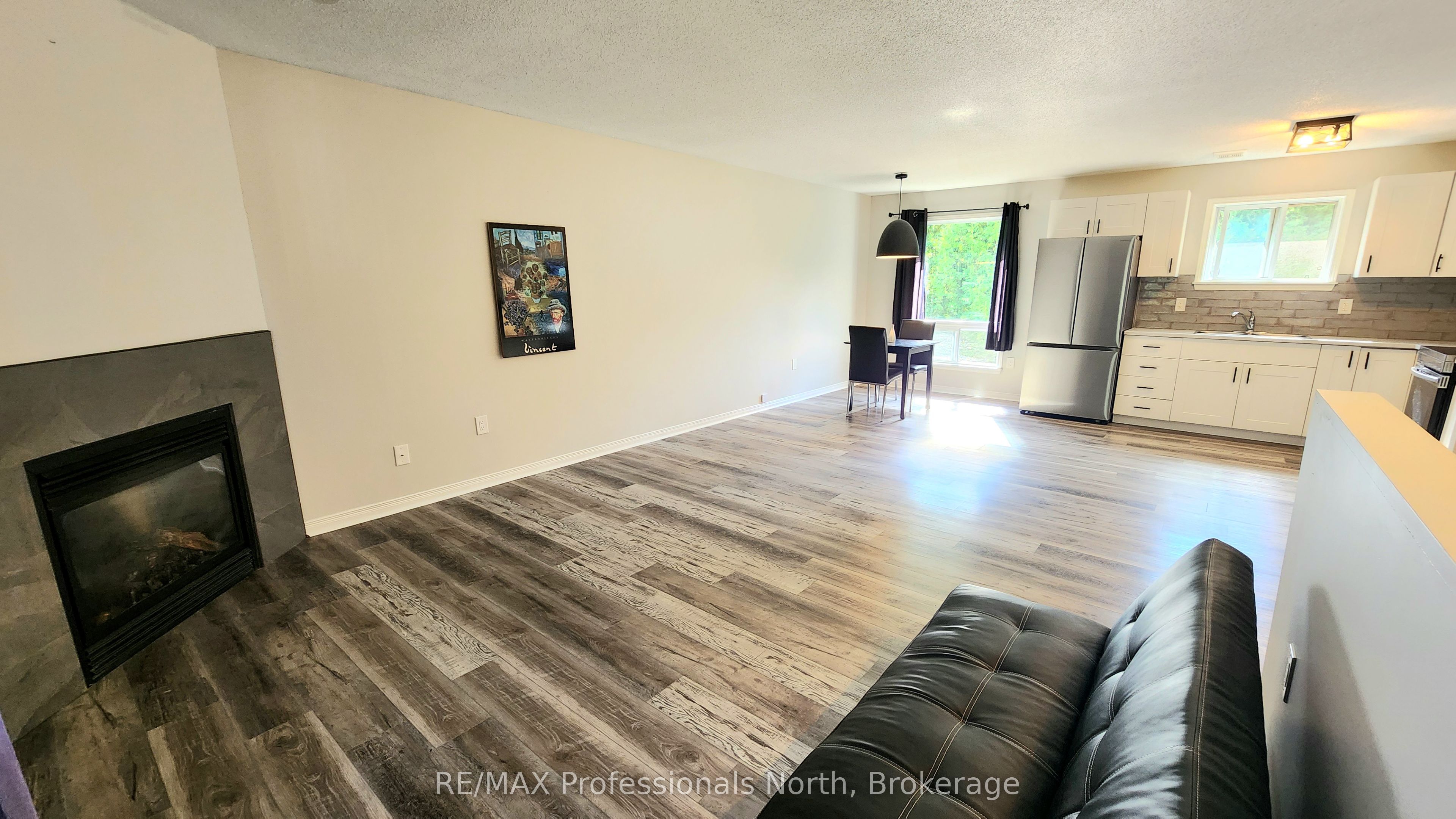 #33 - 200 Pine Street Property Photo 8