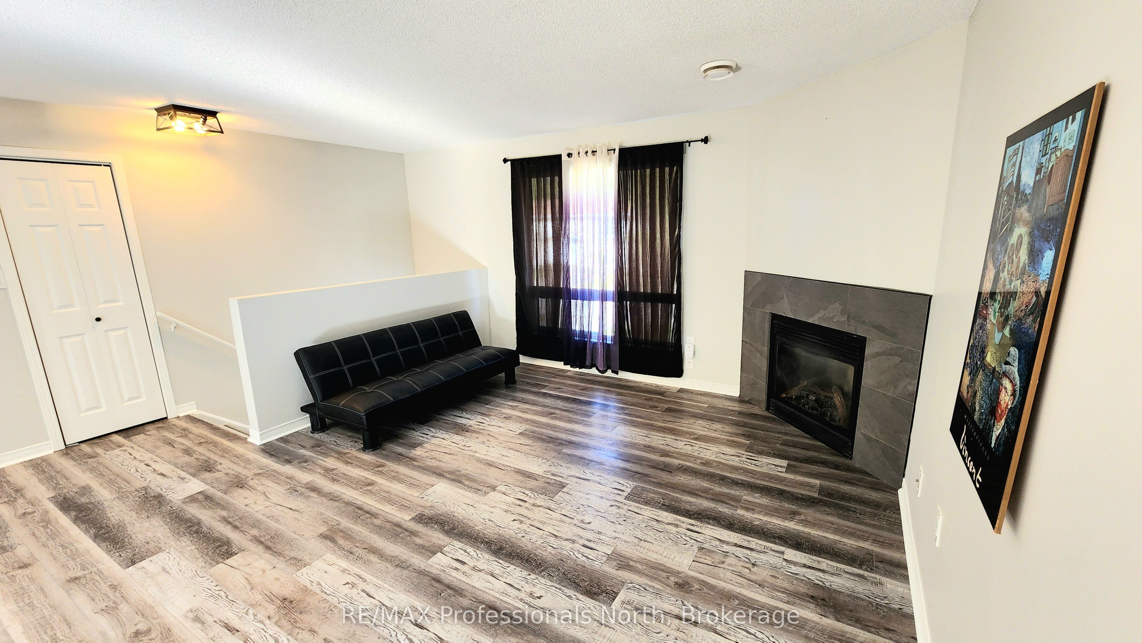 #33 - 200 Pine Street Property Photo 10