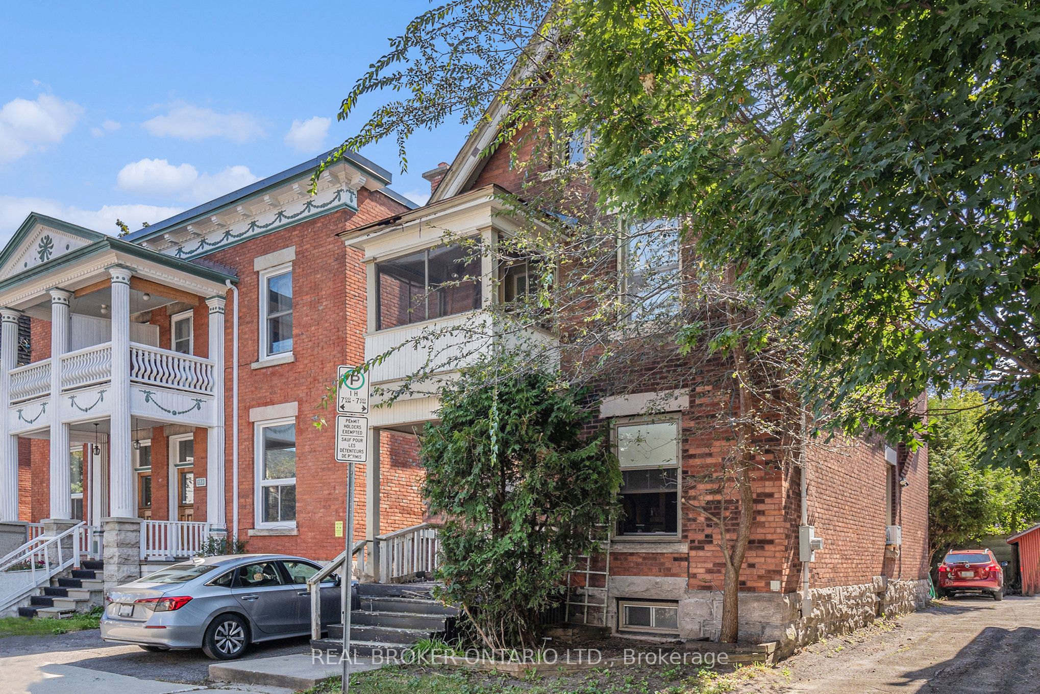 120 Waverley Street Property Photo