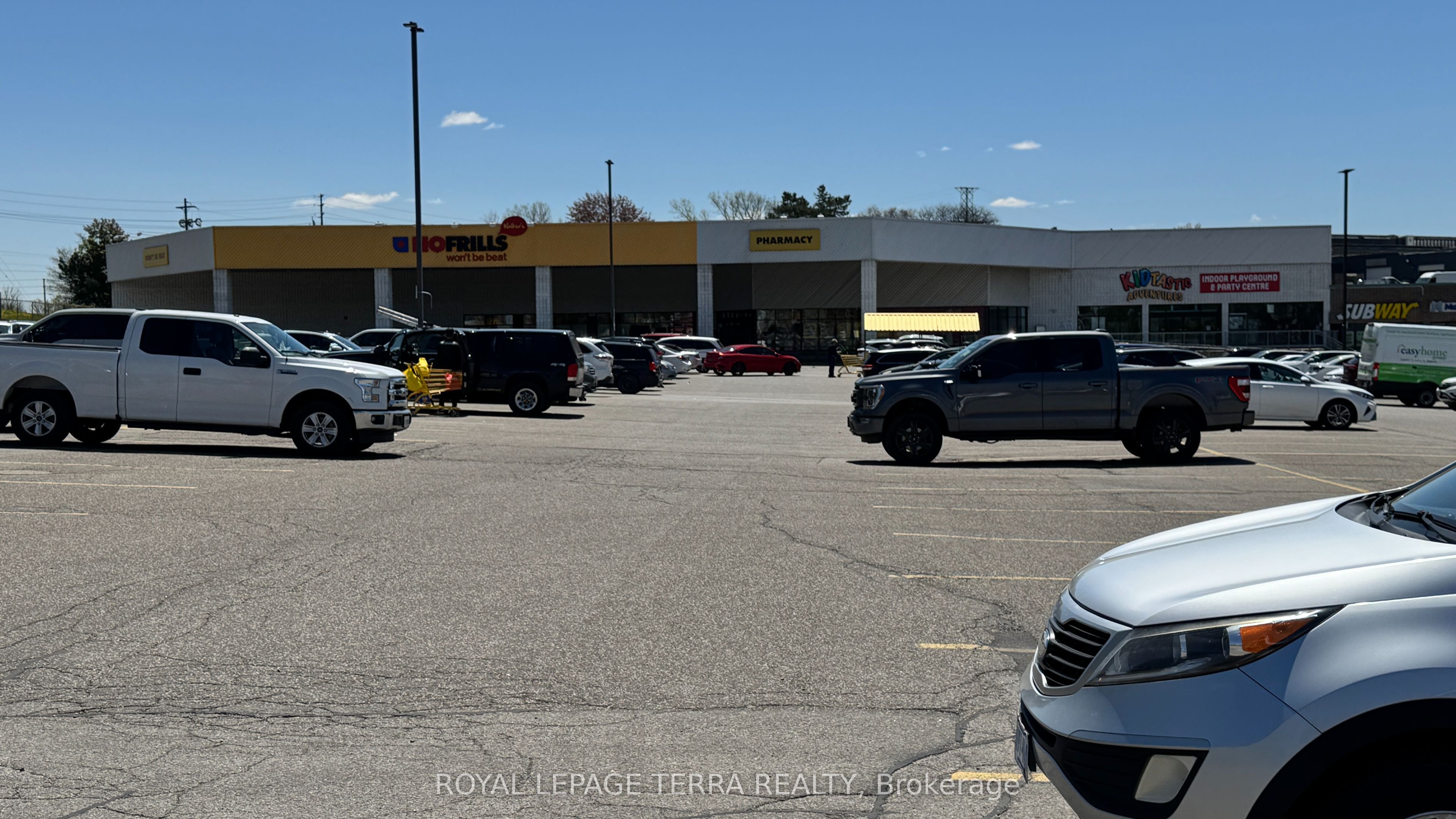 603 Colborne Street E Property Photo 20