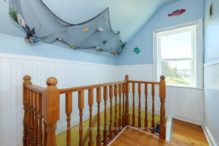 42 Bay St Property Photo 10
