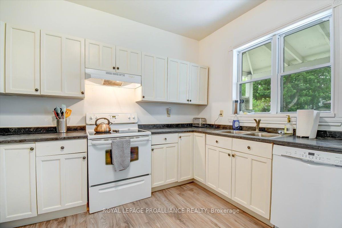 17 Madoc Street Property Photo 1