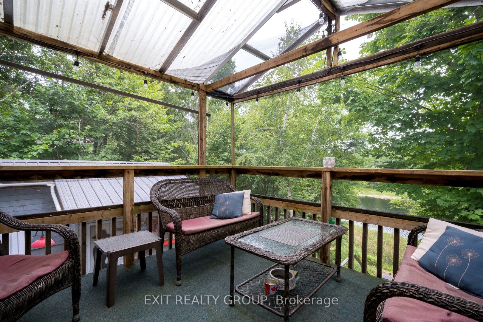 103 Camp Lane Property Photo 4