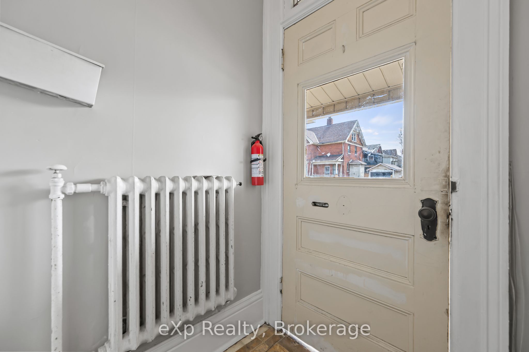 242 Dalhousie Street Property Photo 4