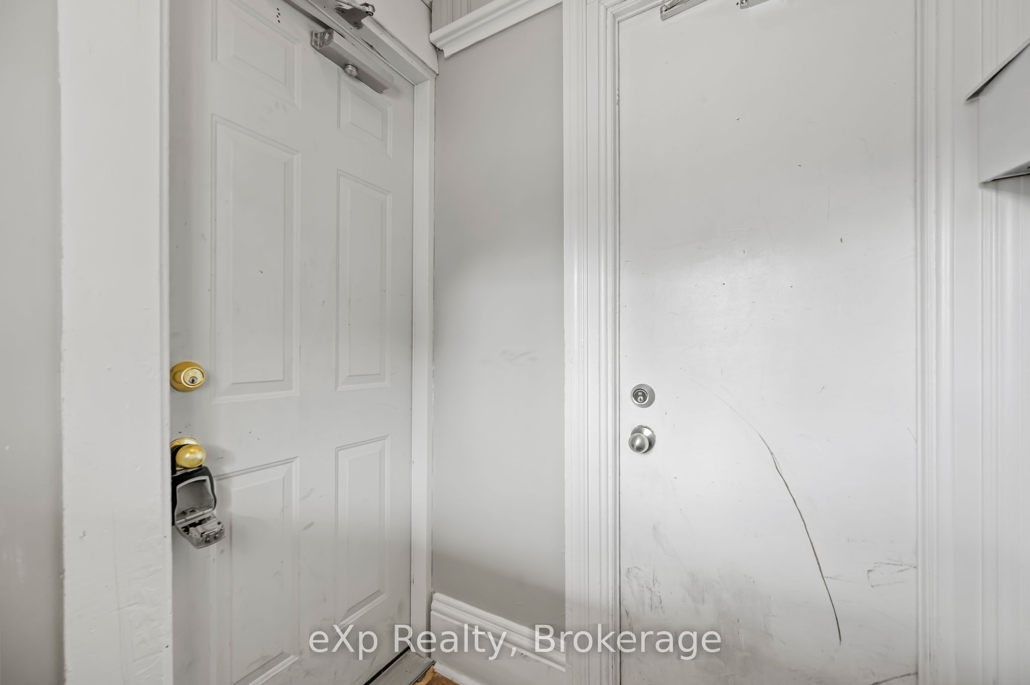 242 Dalhousie Street Property Photo 5