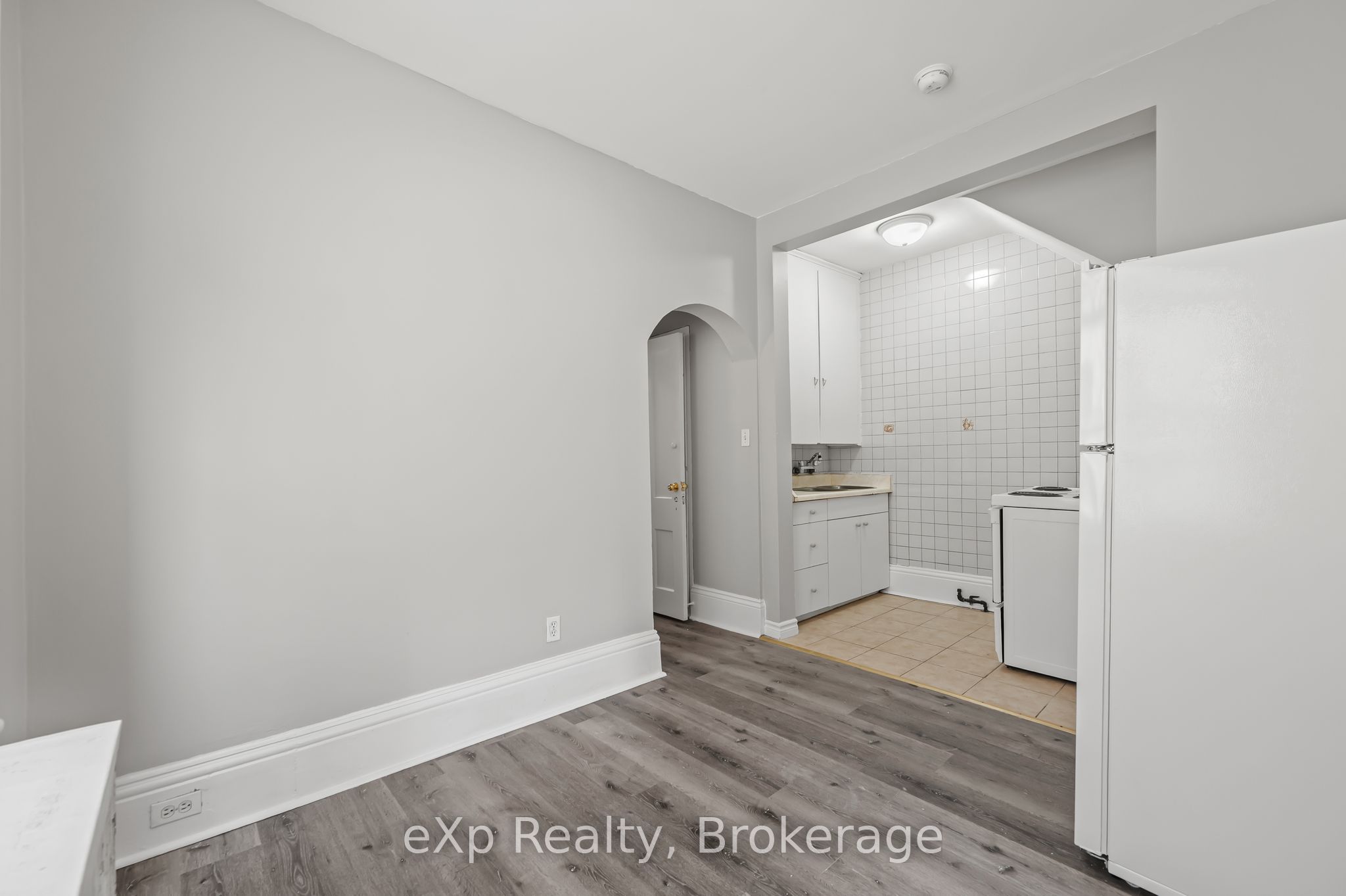 242 Dalhousie Street Property Photo 9