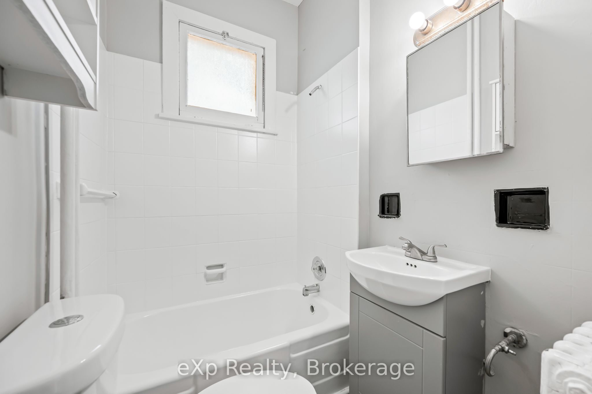 242 Dalhousie Street Property Photo 16