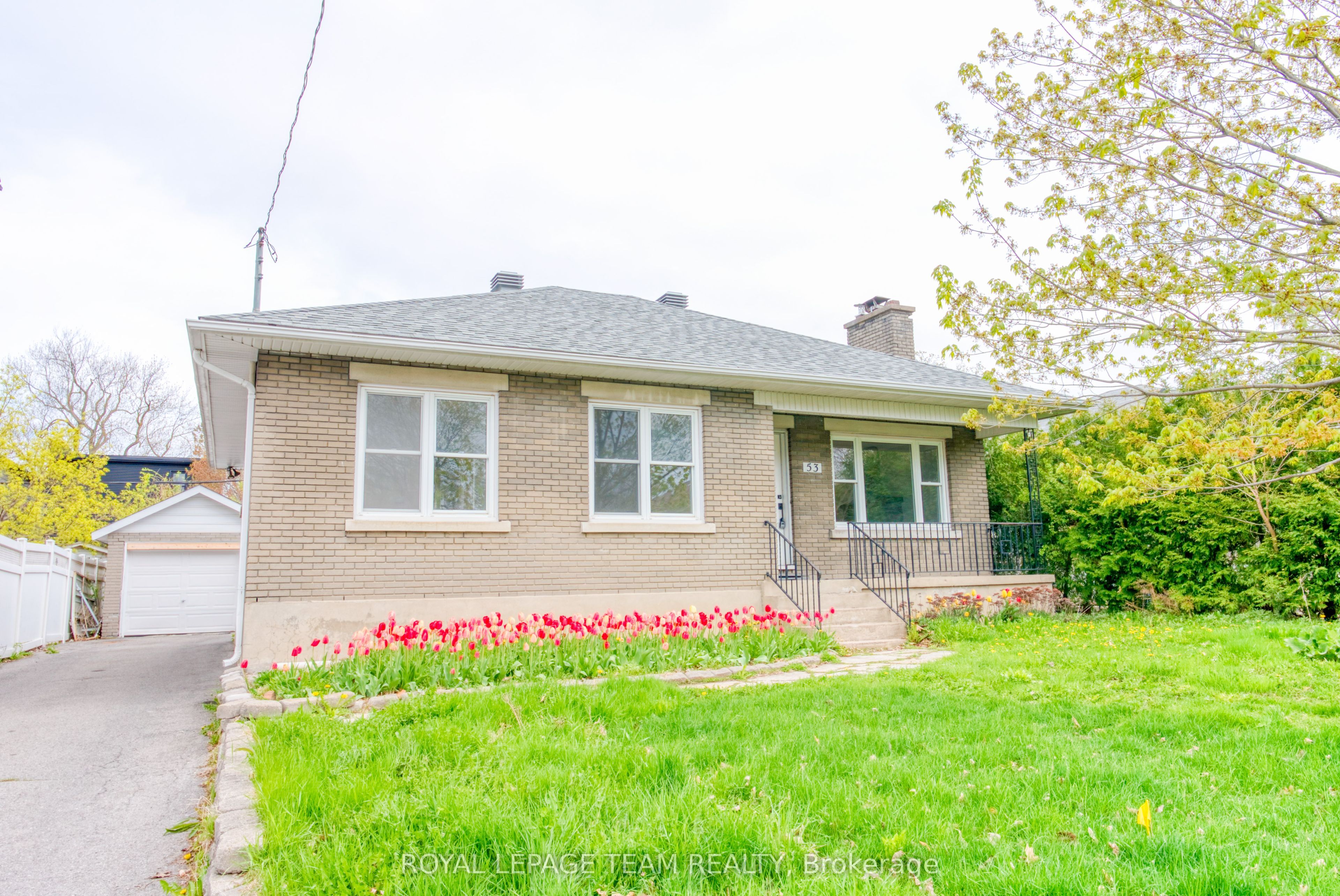 53 Drouin Ave Property Photo