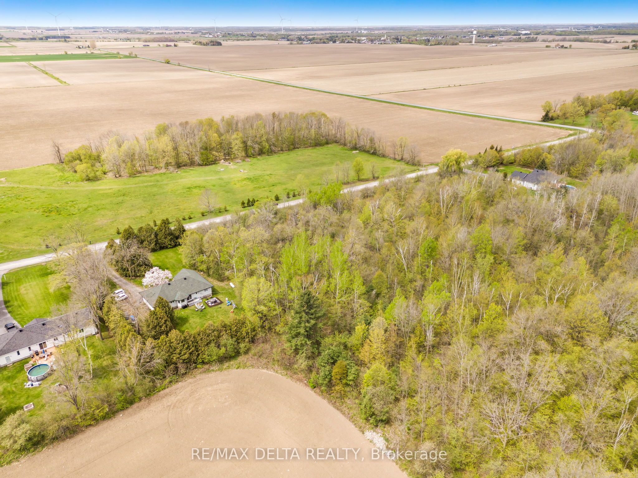 00 Mcdermid Road Property Photo 8