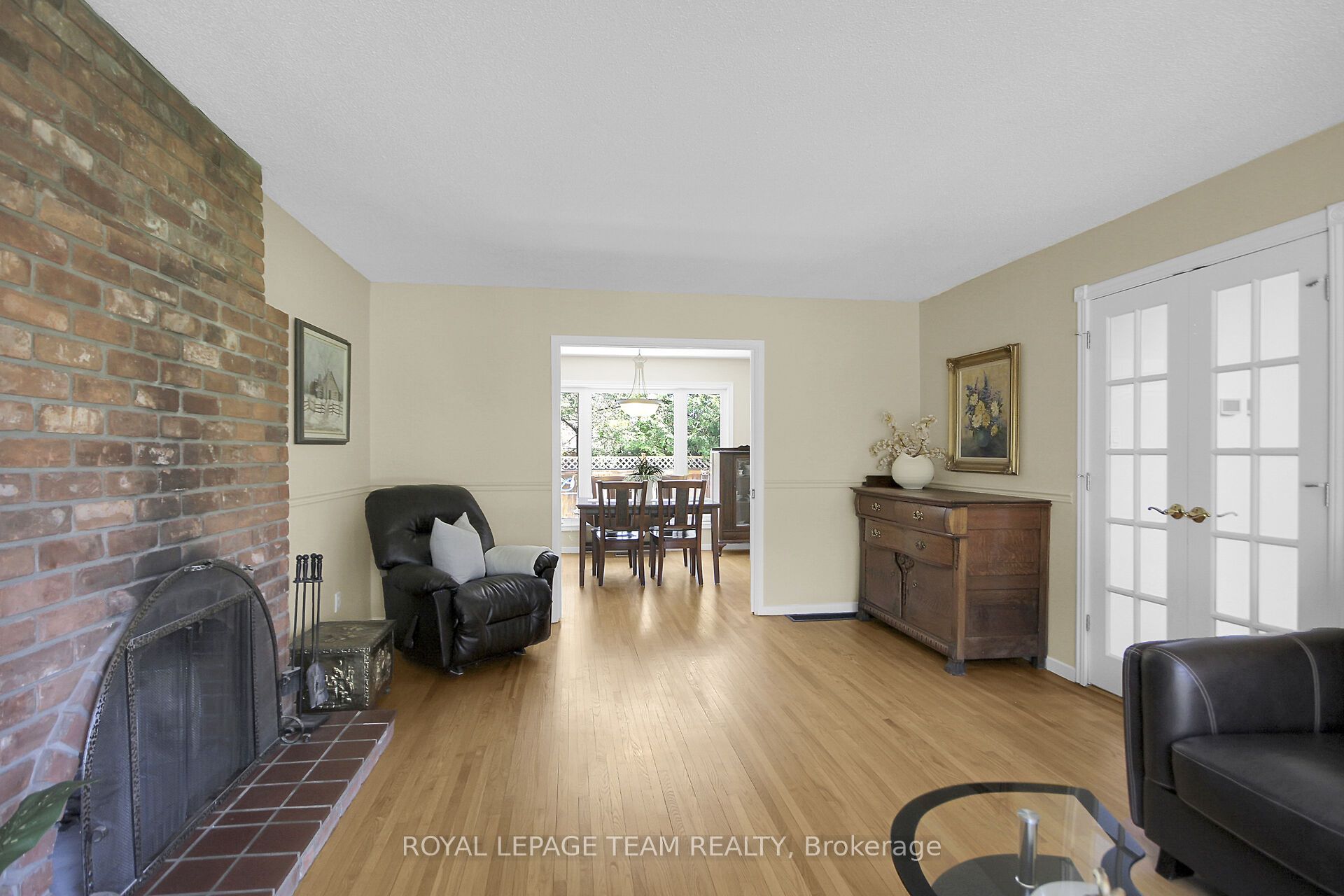 27 Sandwell Crescent Property Photo 7