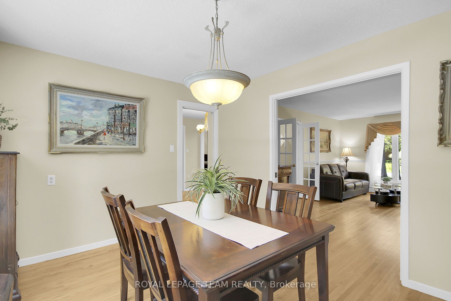 27 Sandwell Crescent Property Photo 12