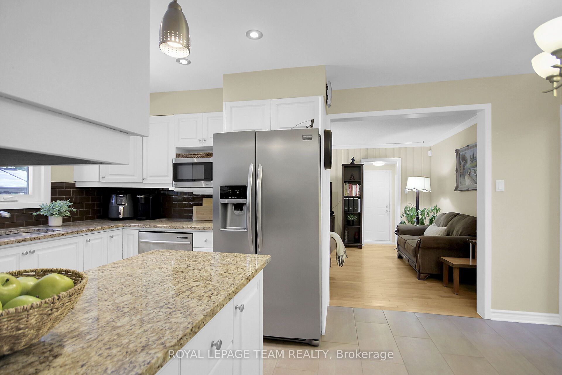 27 Sandwell Crescent Property Photo 13