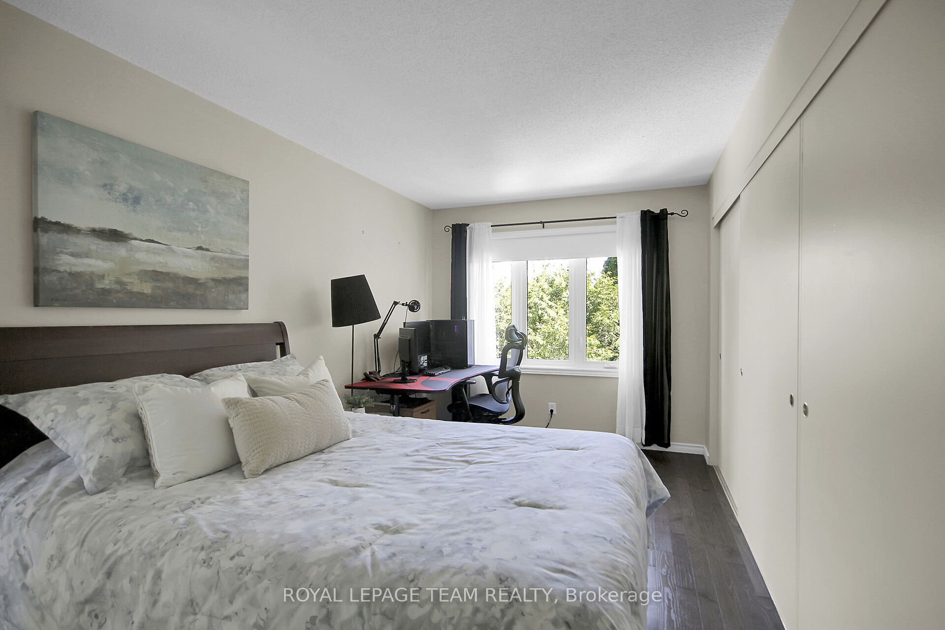 27 Sandwell Crescent Property Photo 34