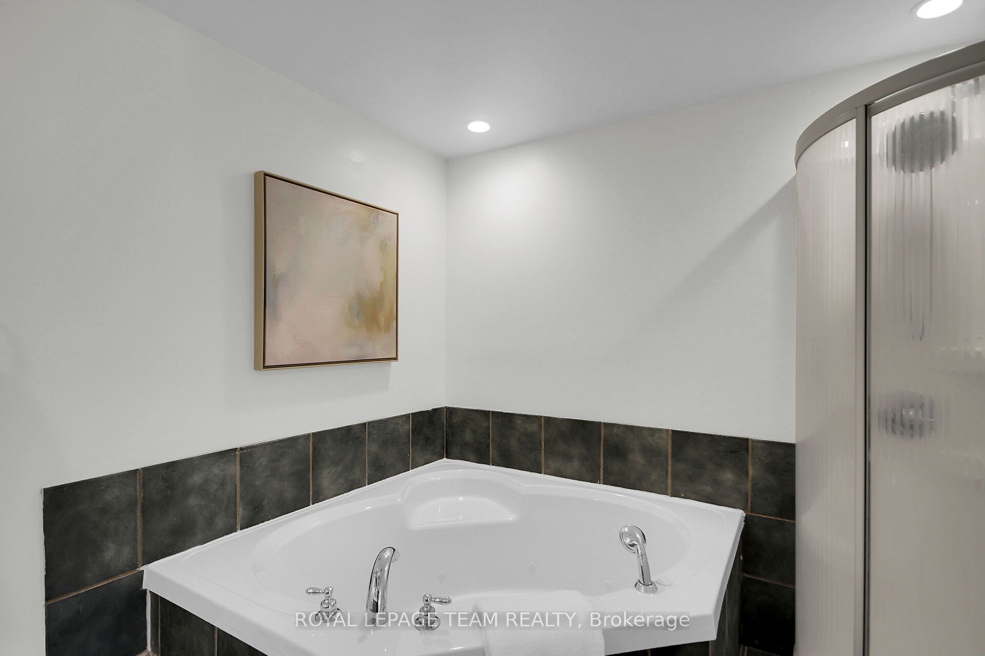 27 Sandwell Crescent Property Photo 40