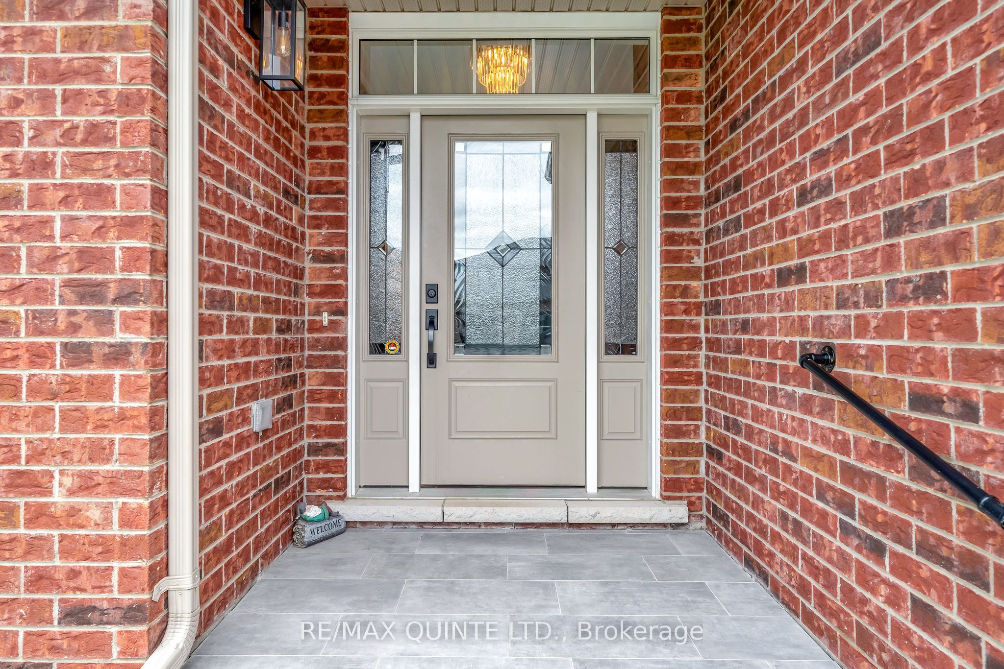62 Hummingbird Dr Property Photo 2