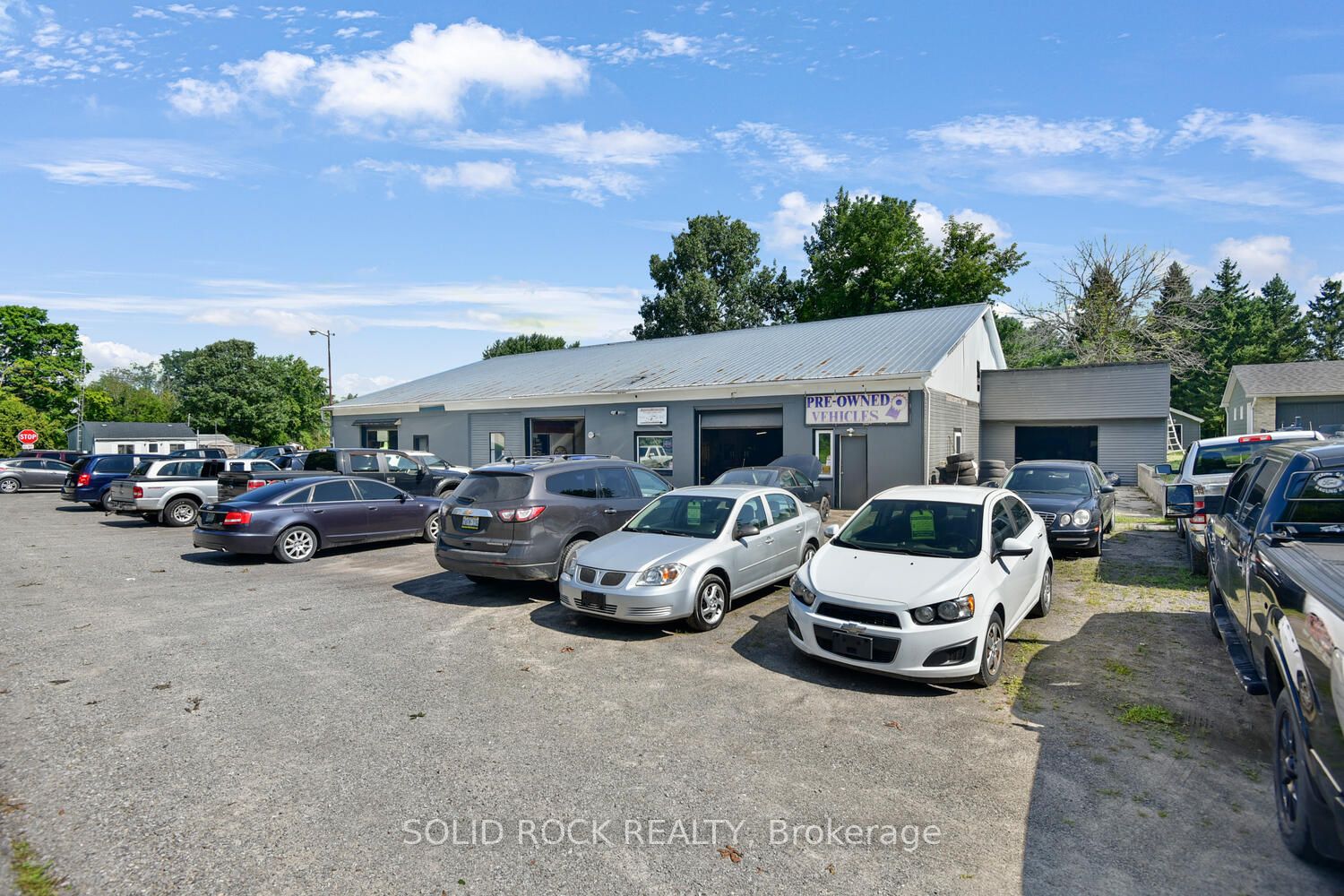 2597 N Campbell Rd Property Photo 1
