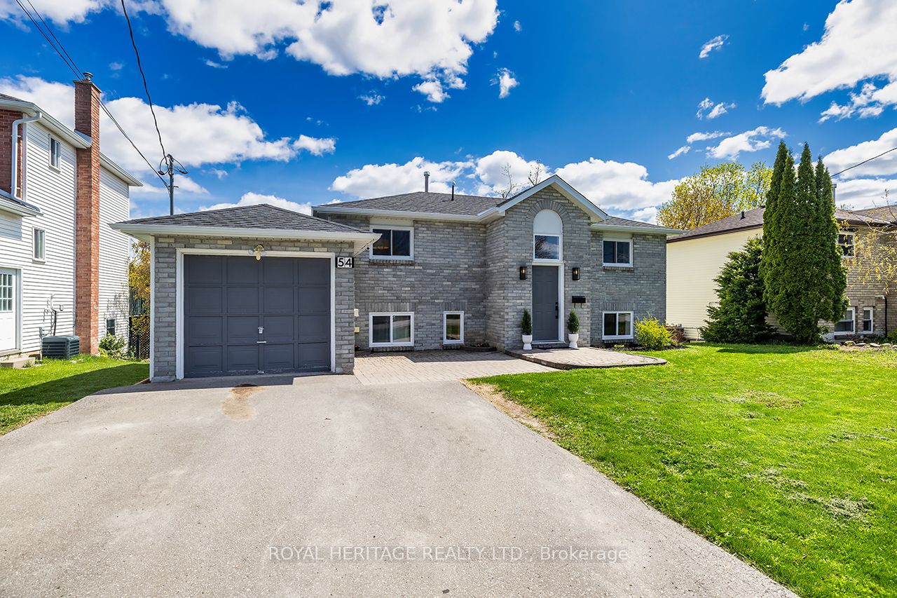 54 Champlain Boulevard Property Photo 1
