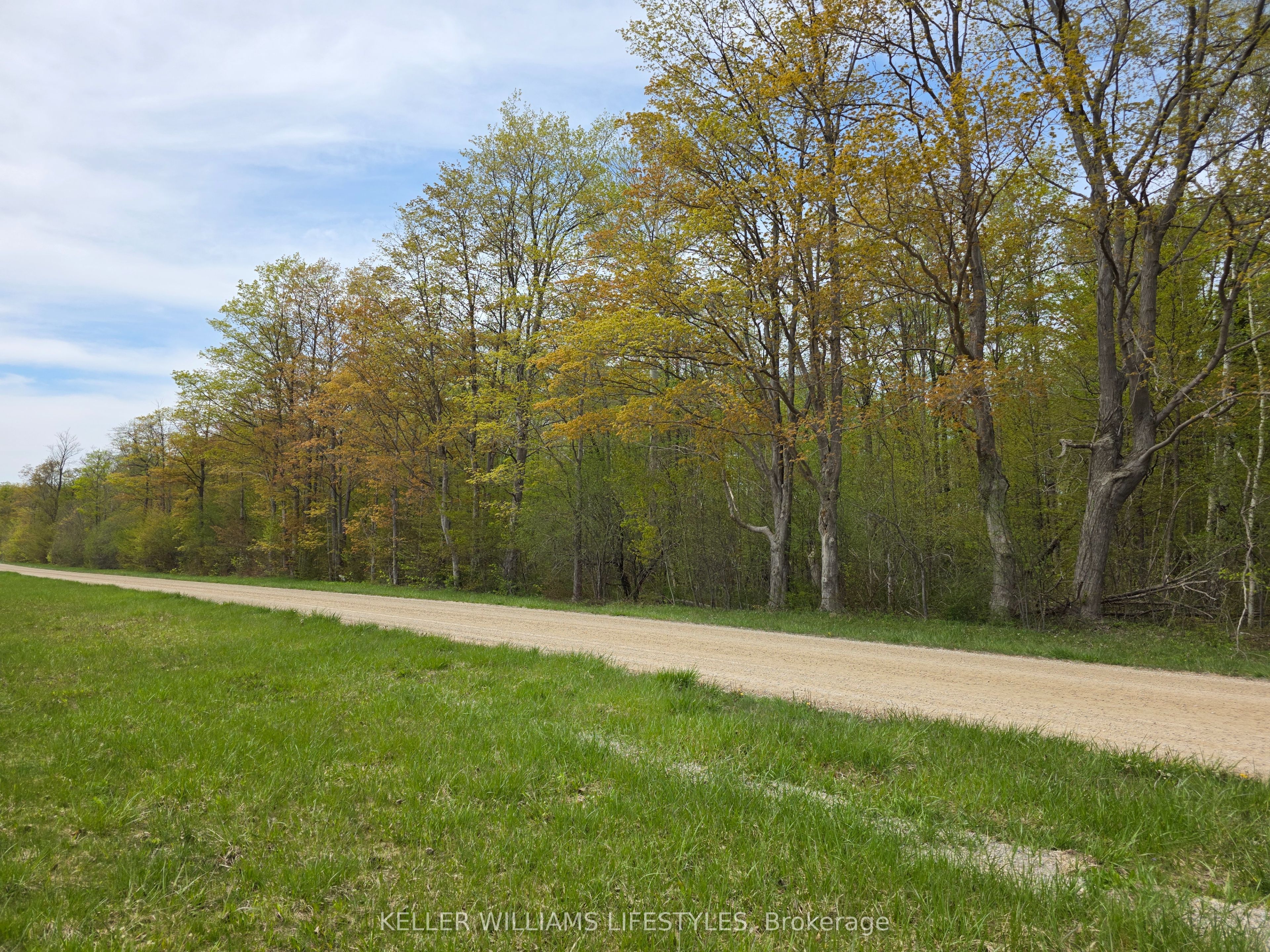 V/l(9ac) Sugarbush Pin 412070208 Road Property Photo 1