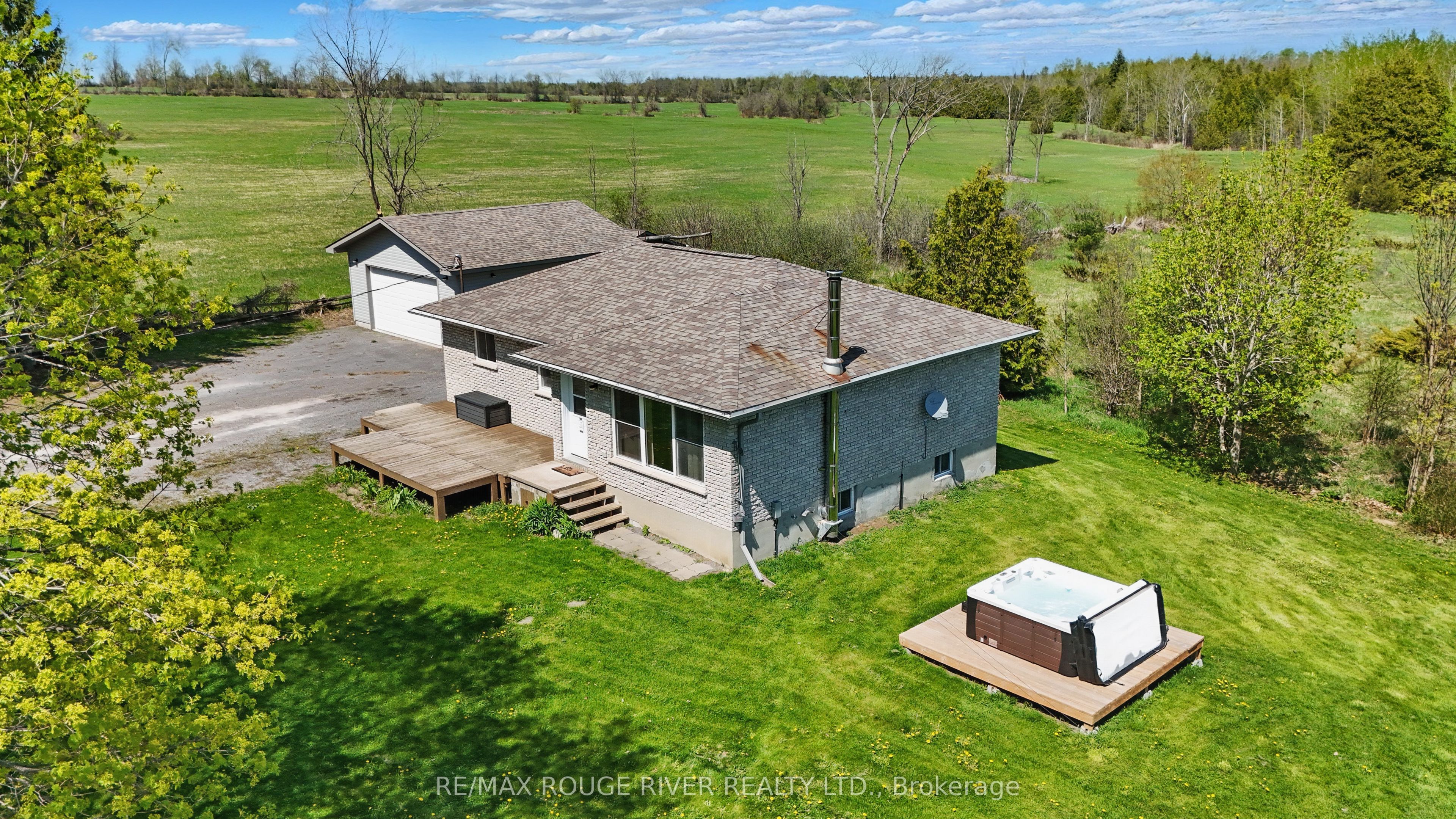 991 Douro 3rd Line Property Photo 1