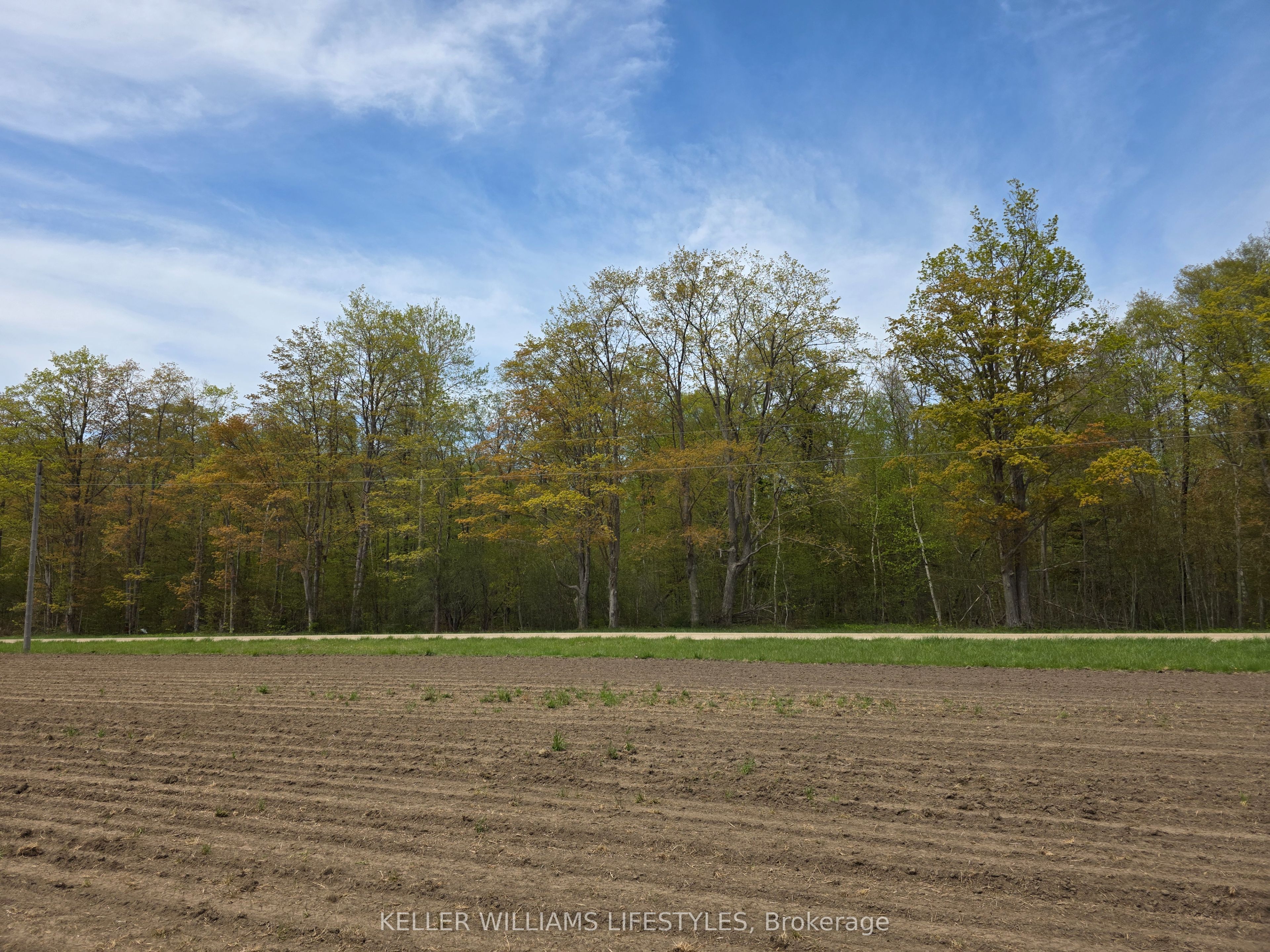 V/l(2ac) Sugarbush Pin 412070207 Road Property Photo 1