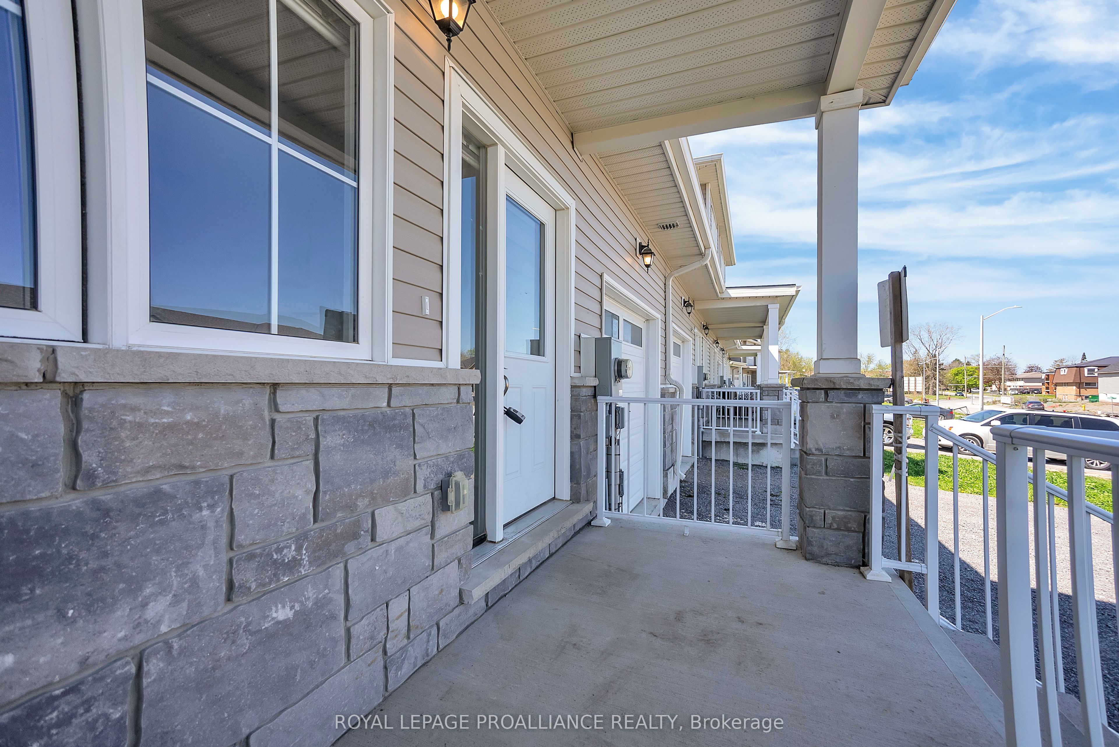 34 Lincoln Drive Property Photo