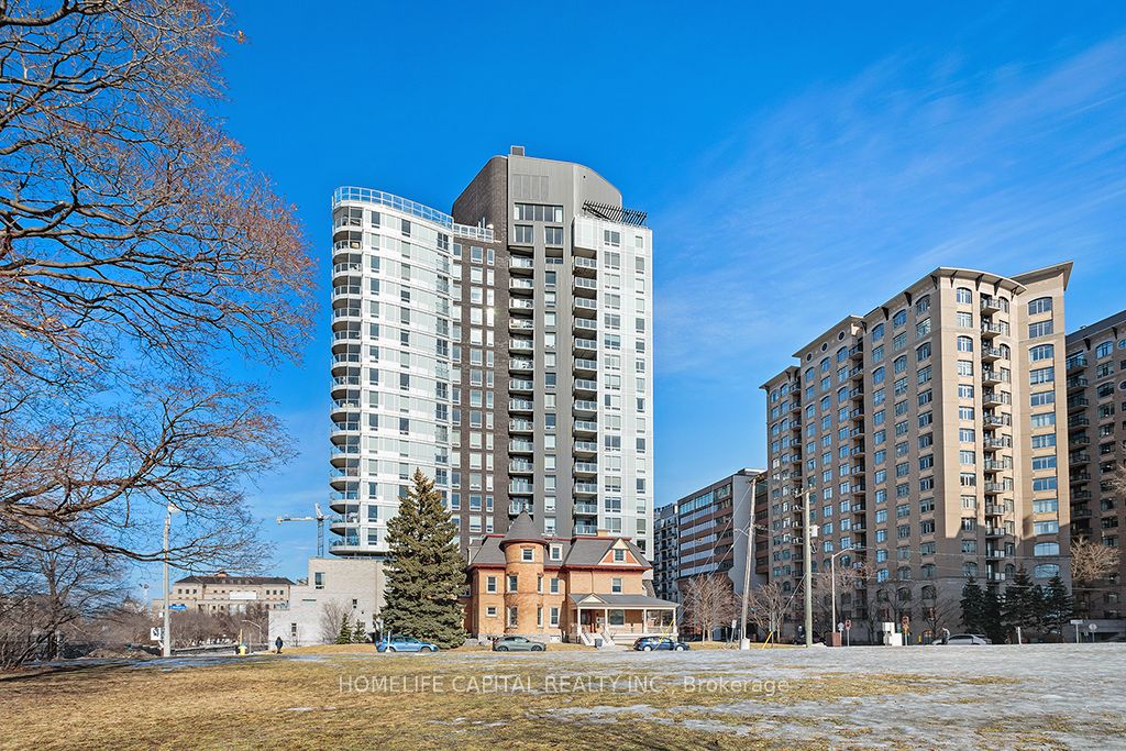 #1703 - 428 Sparks Street Property Photo