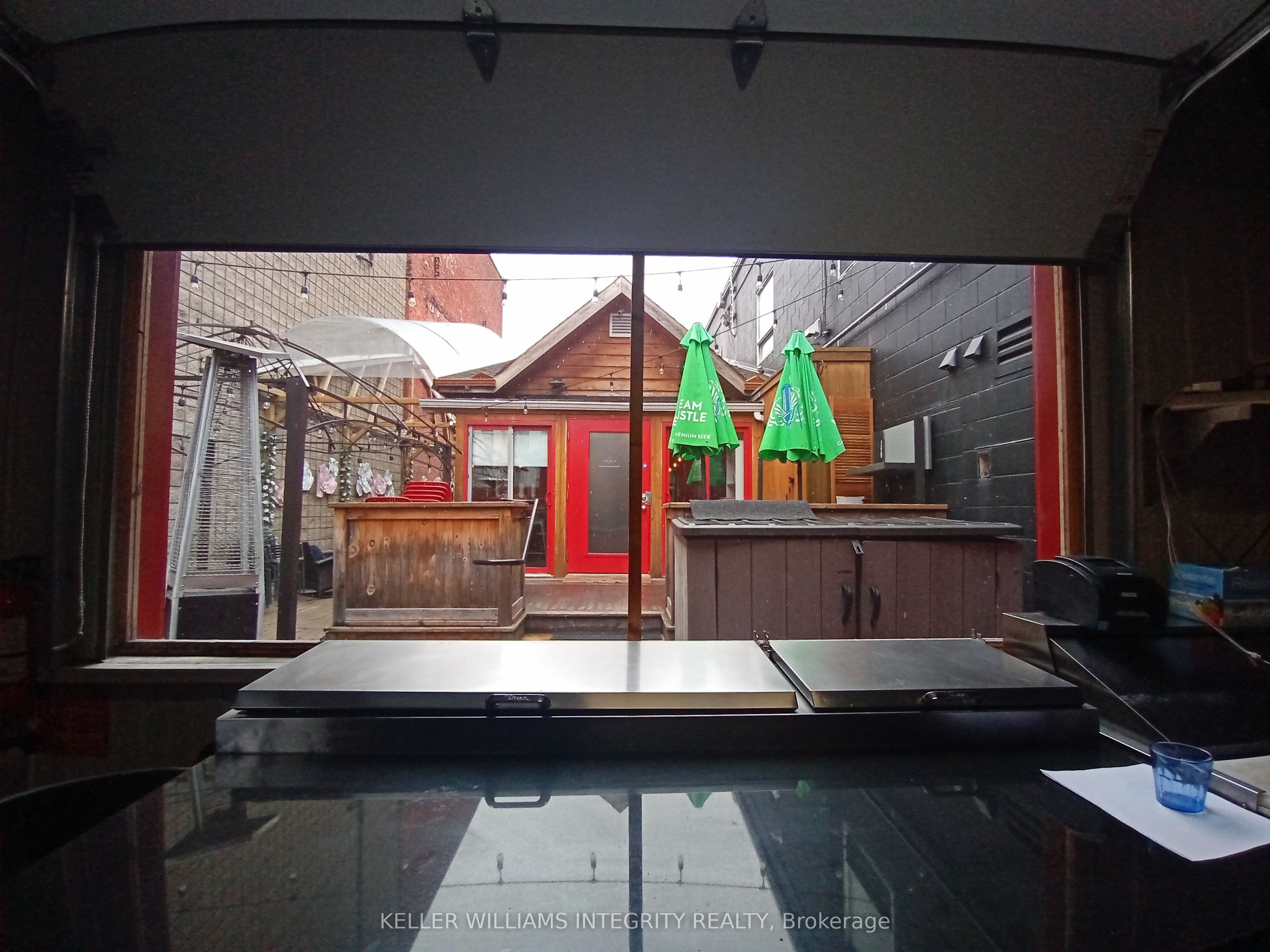 118 Clarence Street Property Photo 23