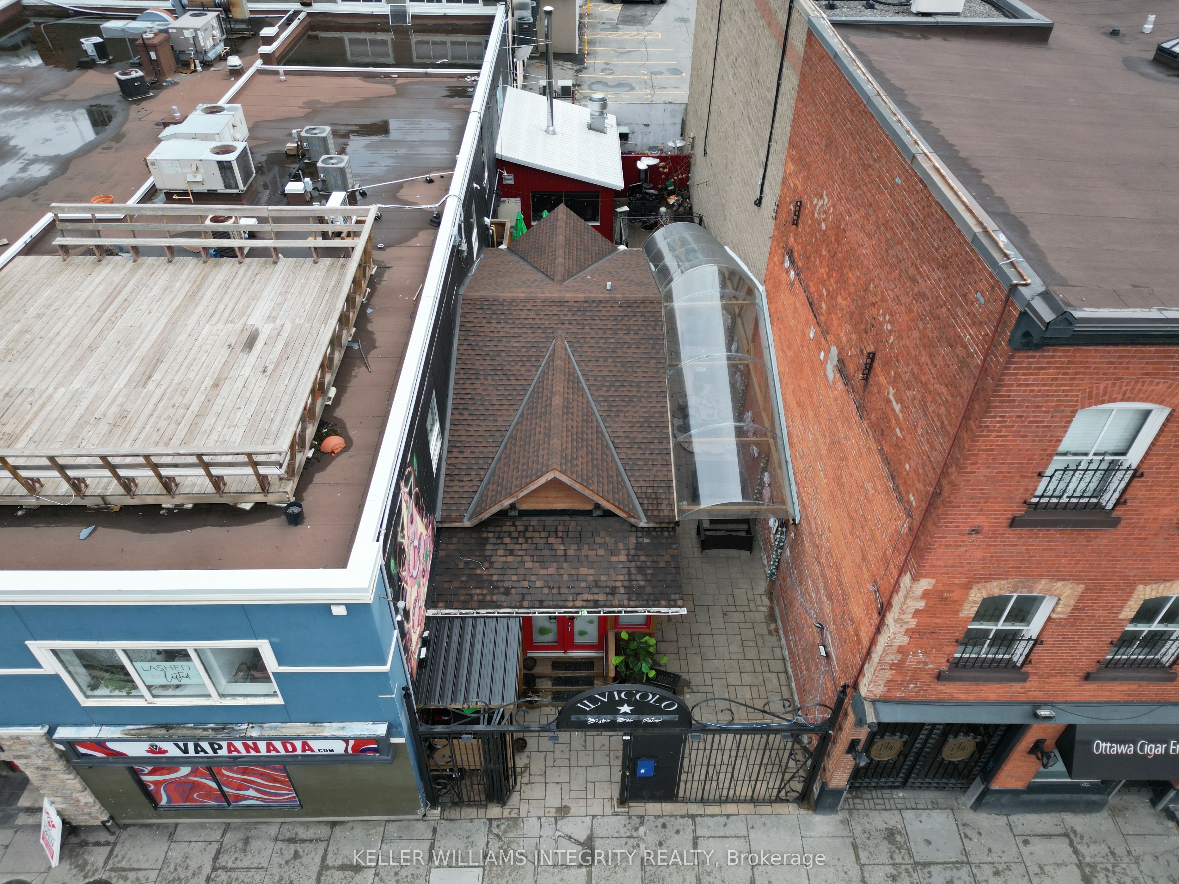 118 Clarence Street Property Photo 24