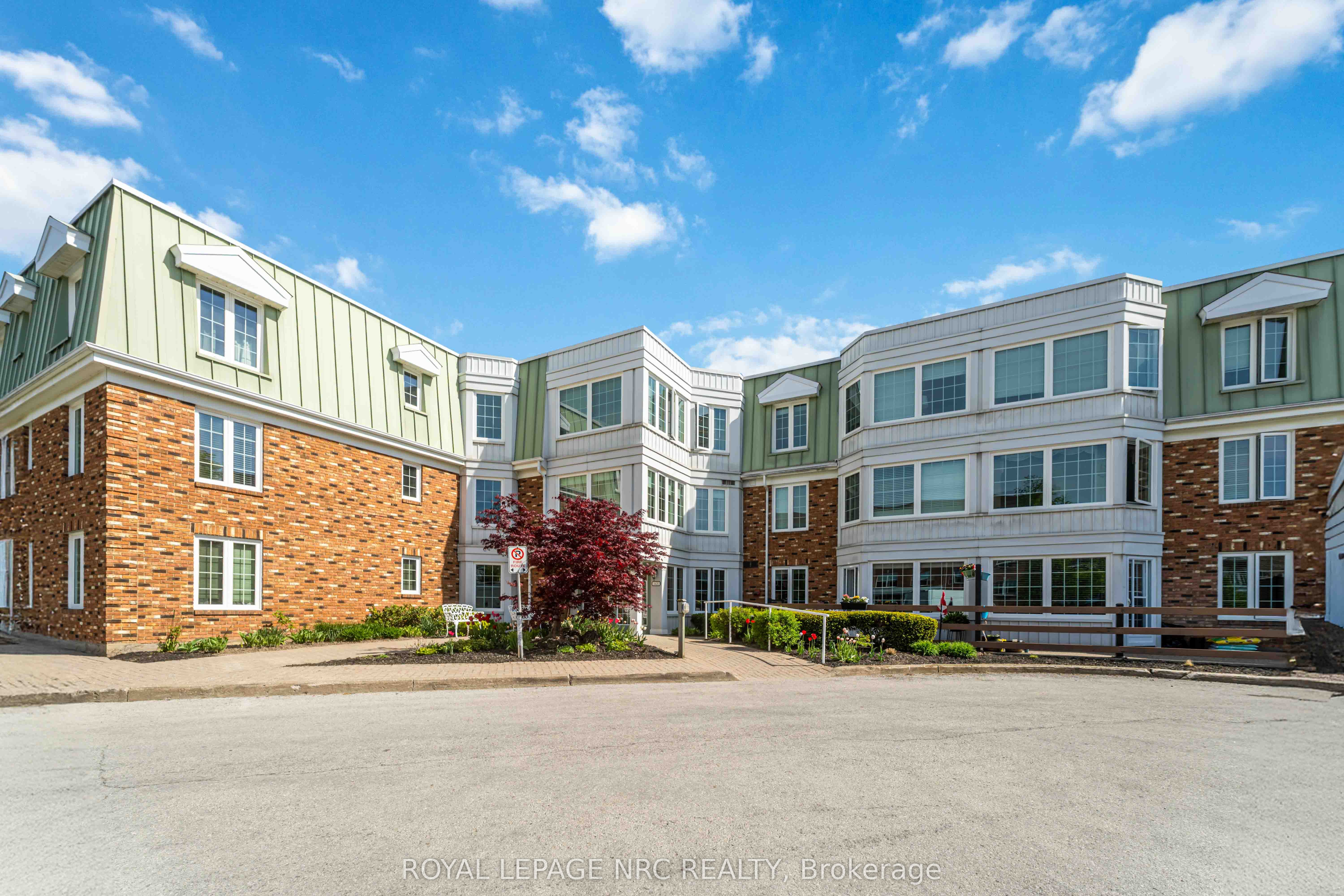 #206 - 3420 Frederick Avenue Property Photo