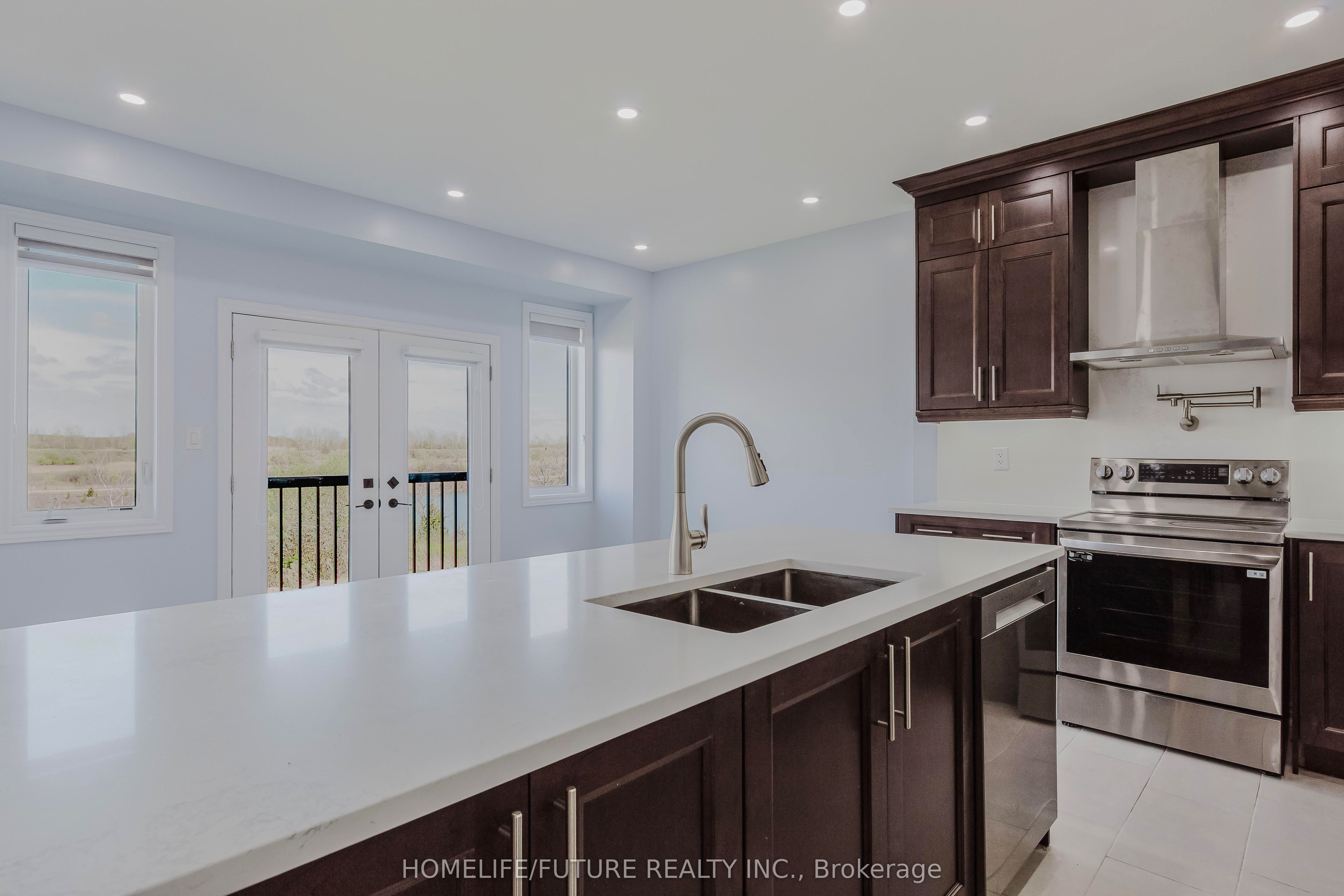 114 Shoreview Drive Property Photo 12