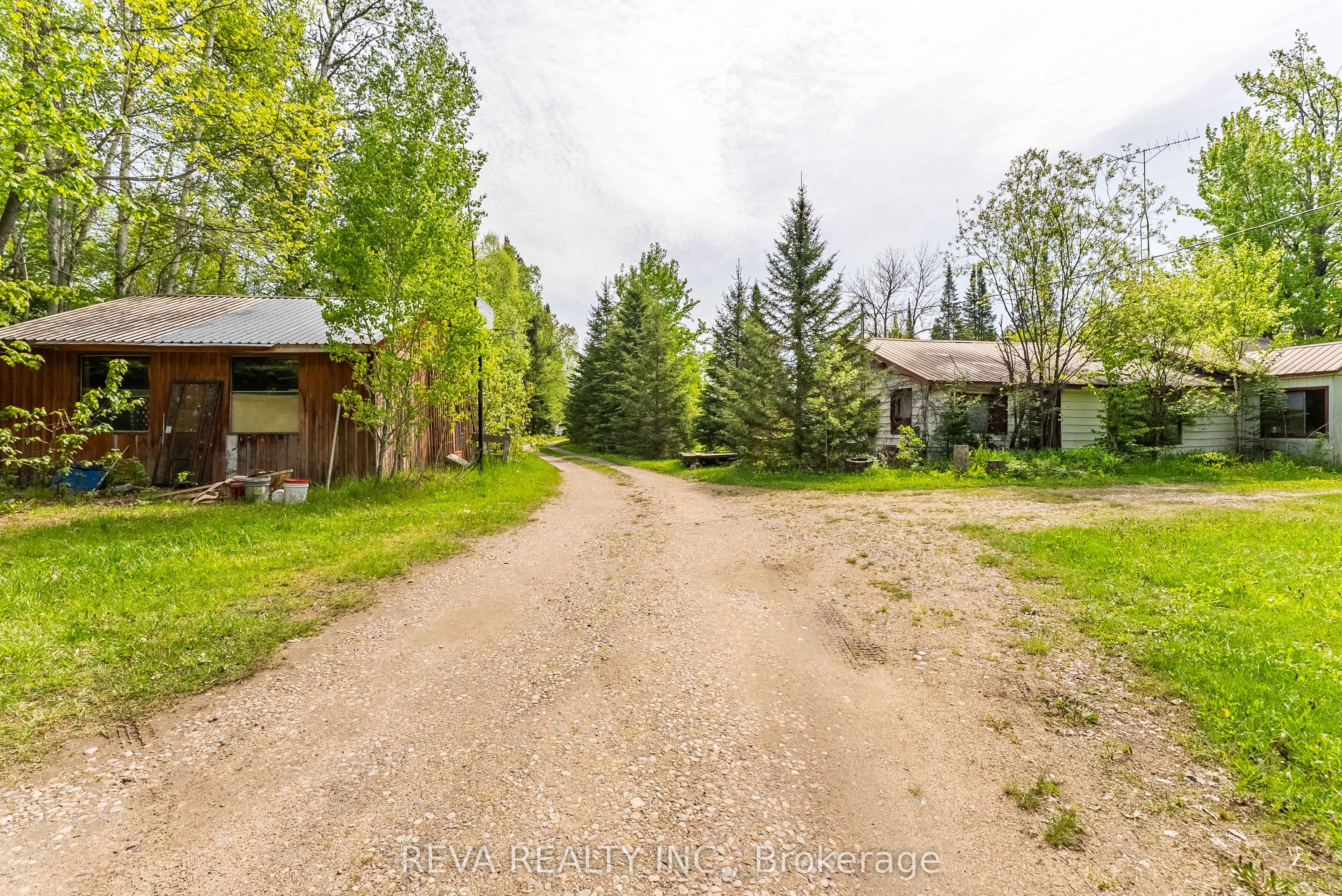 1535 North Baptiste Lake Road Property Photo 3