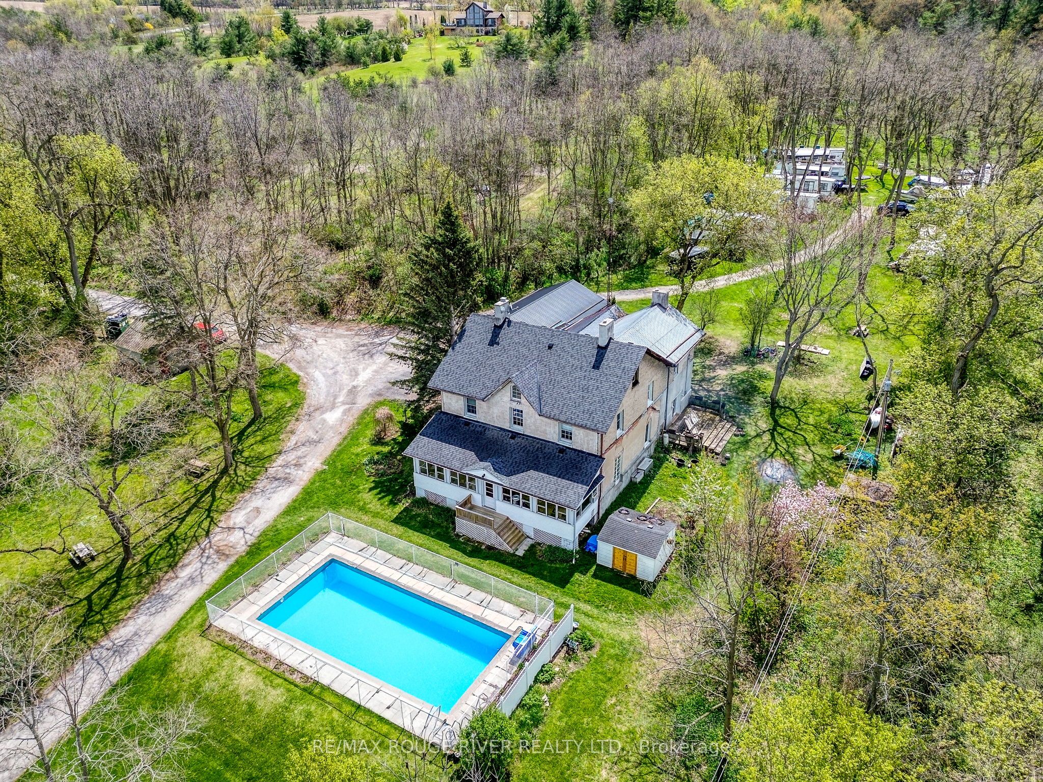 5194 Tower Manor Road Property Photo 4