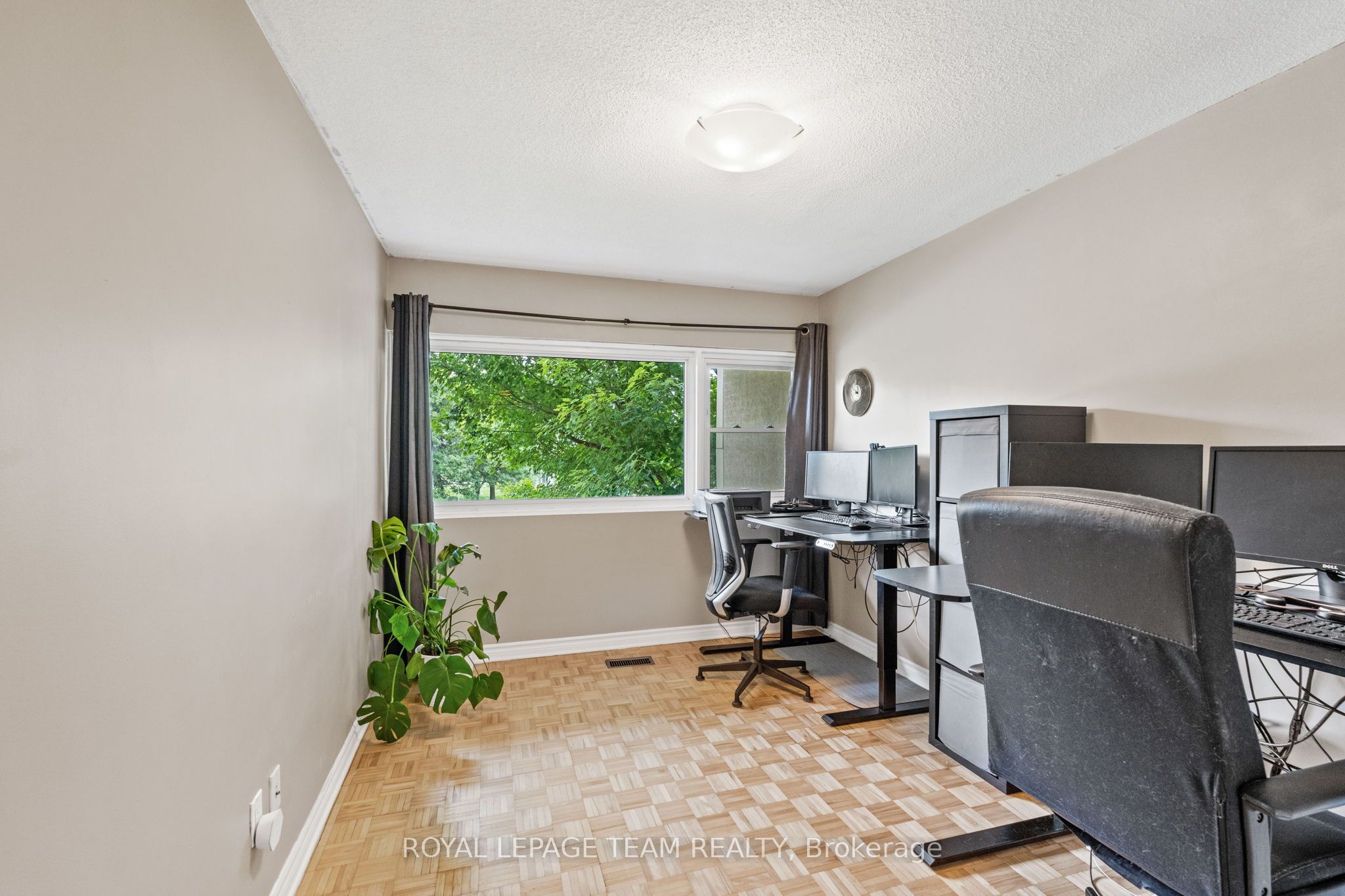 #109 - 12 Corkstown Road Property Photo 19
