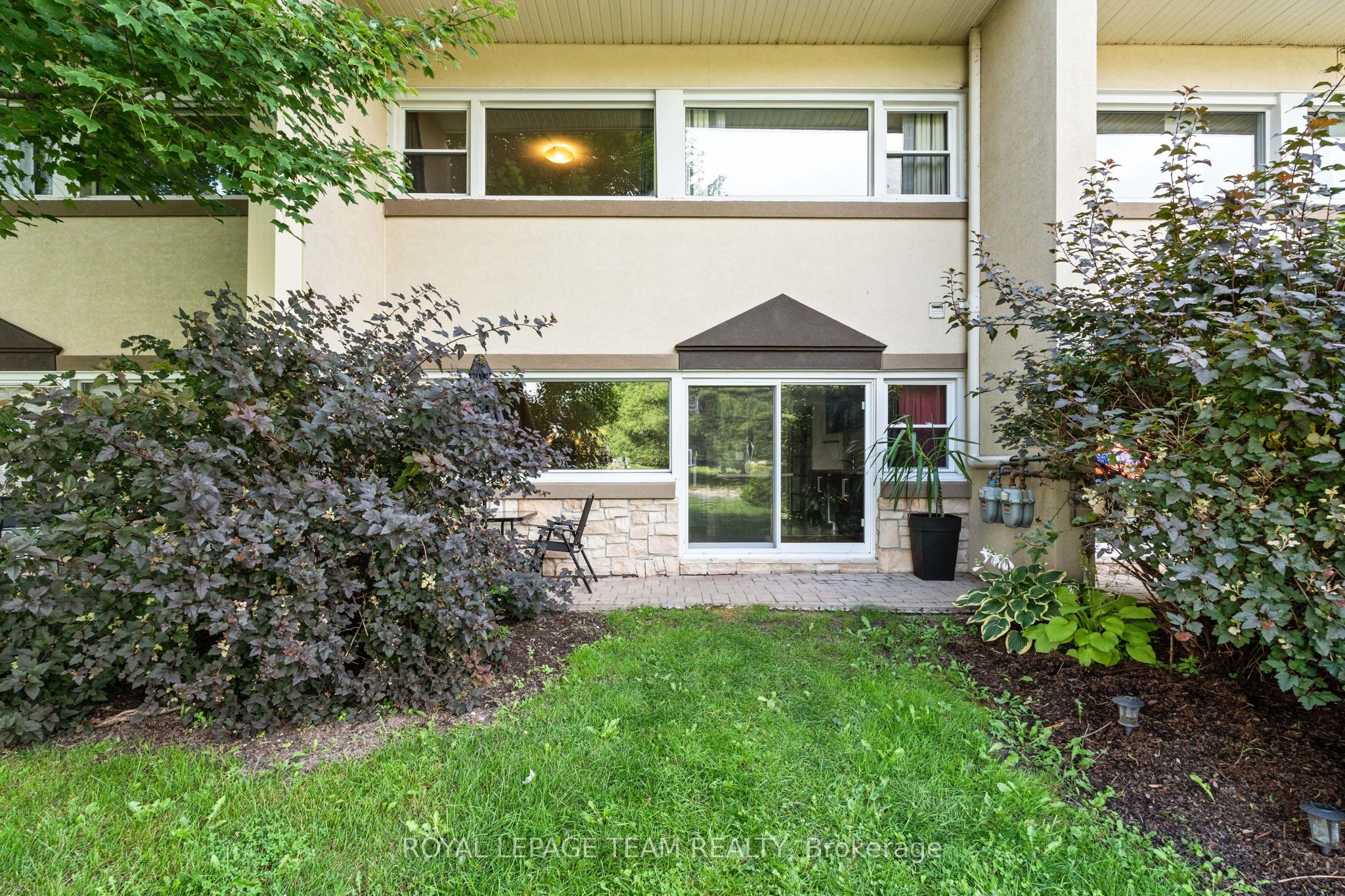 #109 - 12 Corkstown Road Property Photo 27