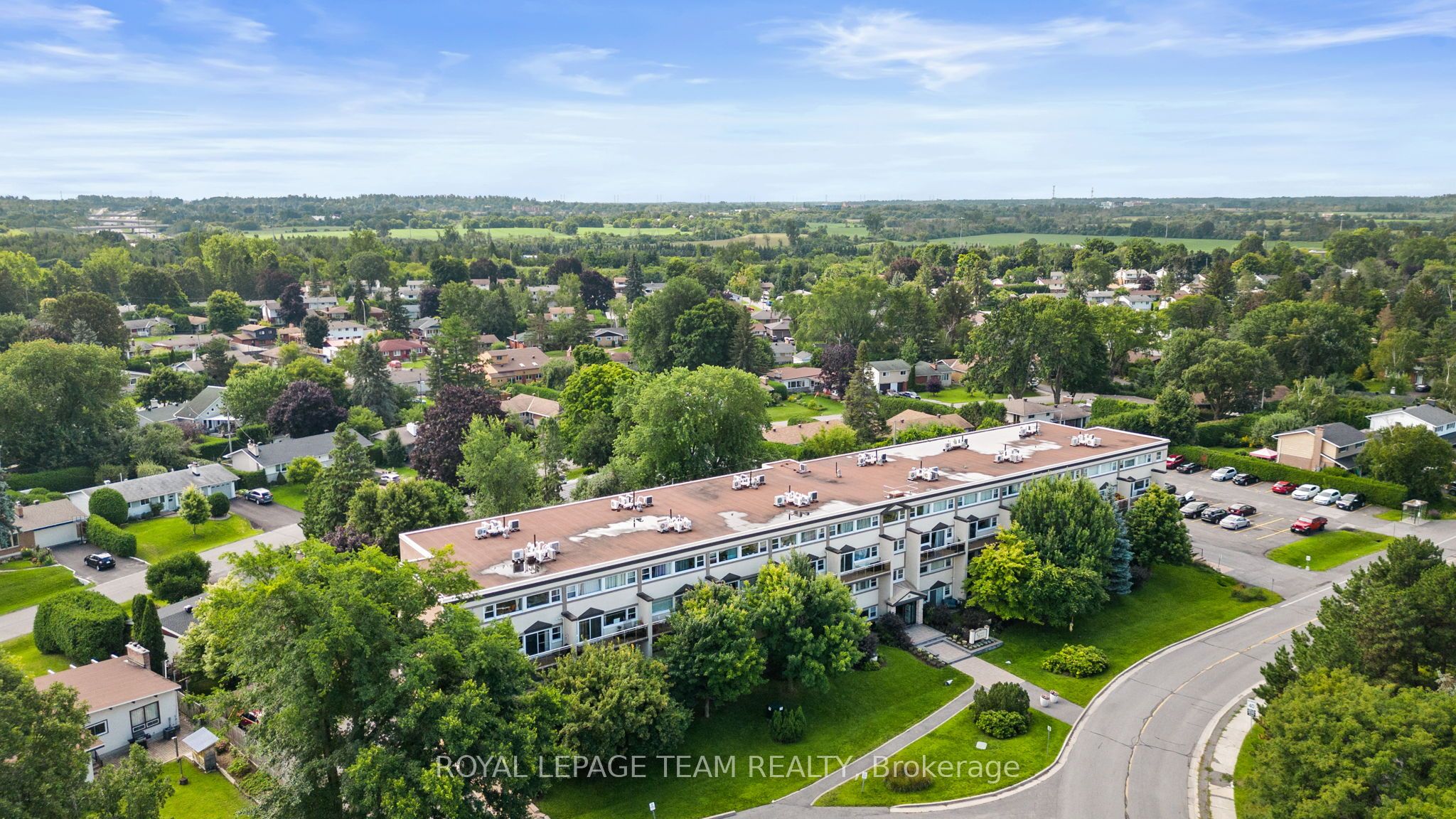 #109 - 12 Corkstown Road Property Photo 30