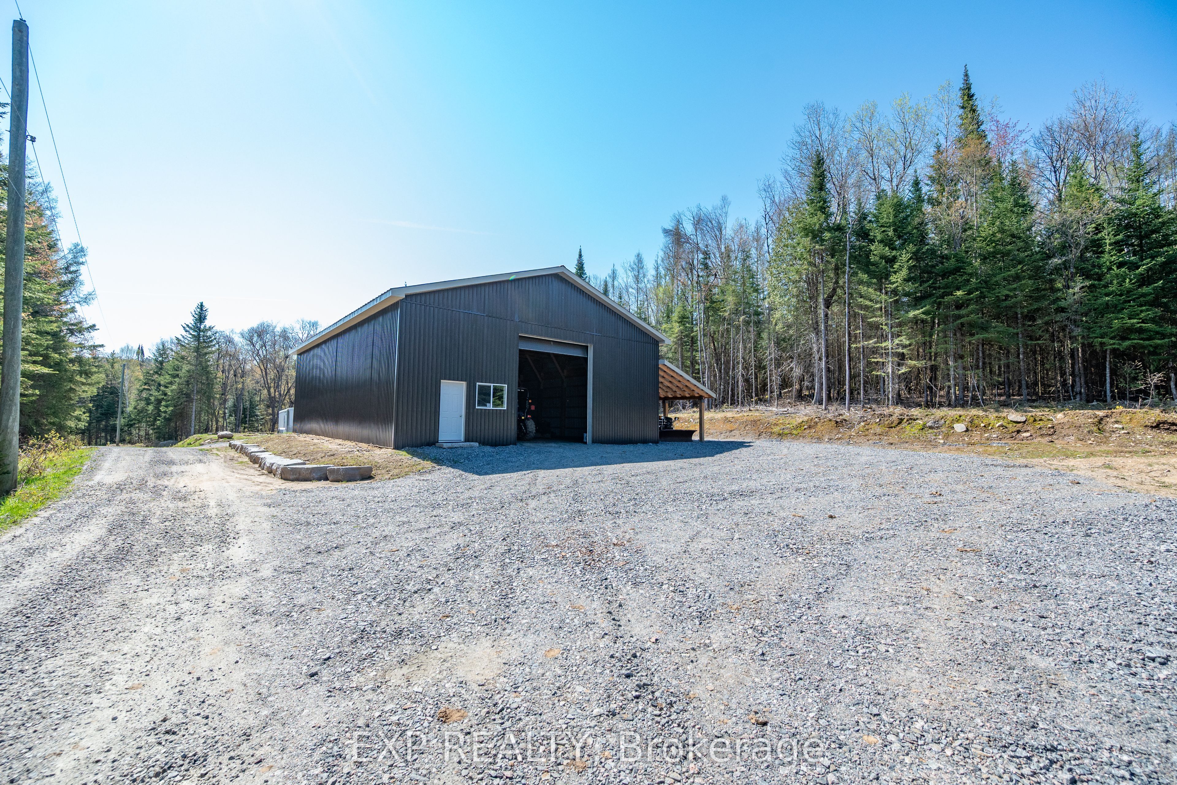 5490 Loop Road Property Photo 3
