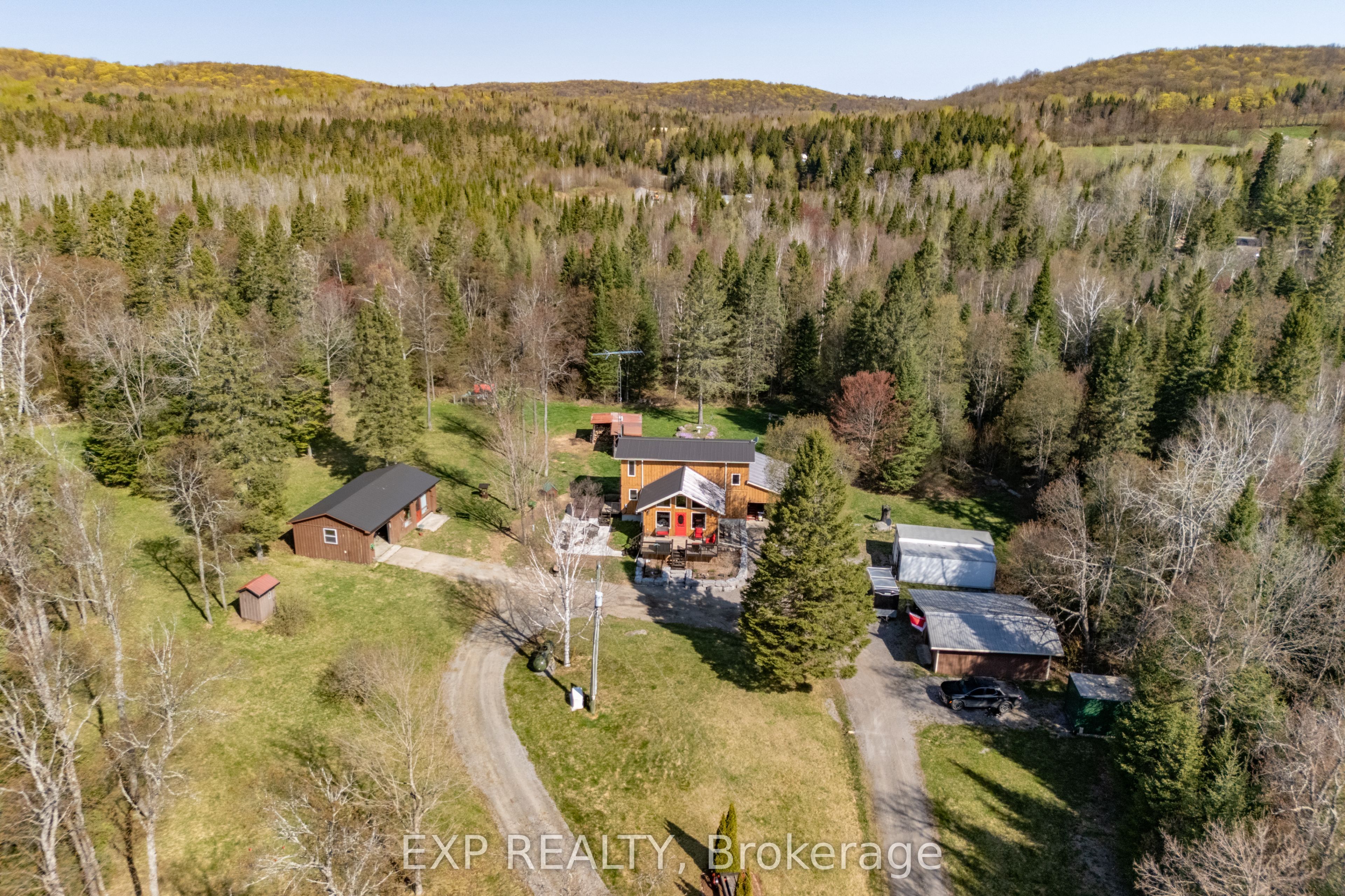 5490 Loop Road Property Photo 6