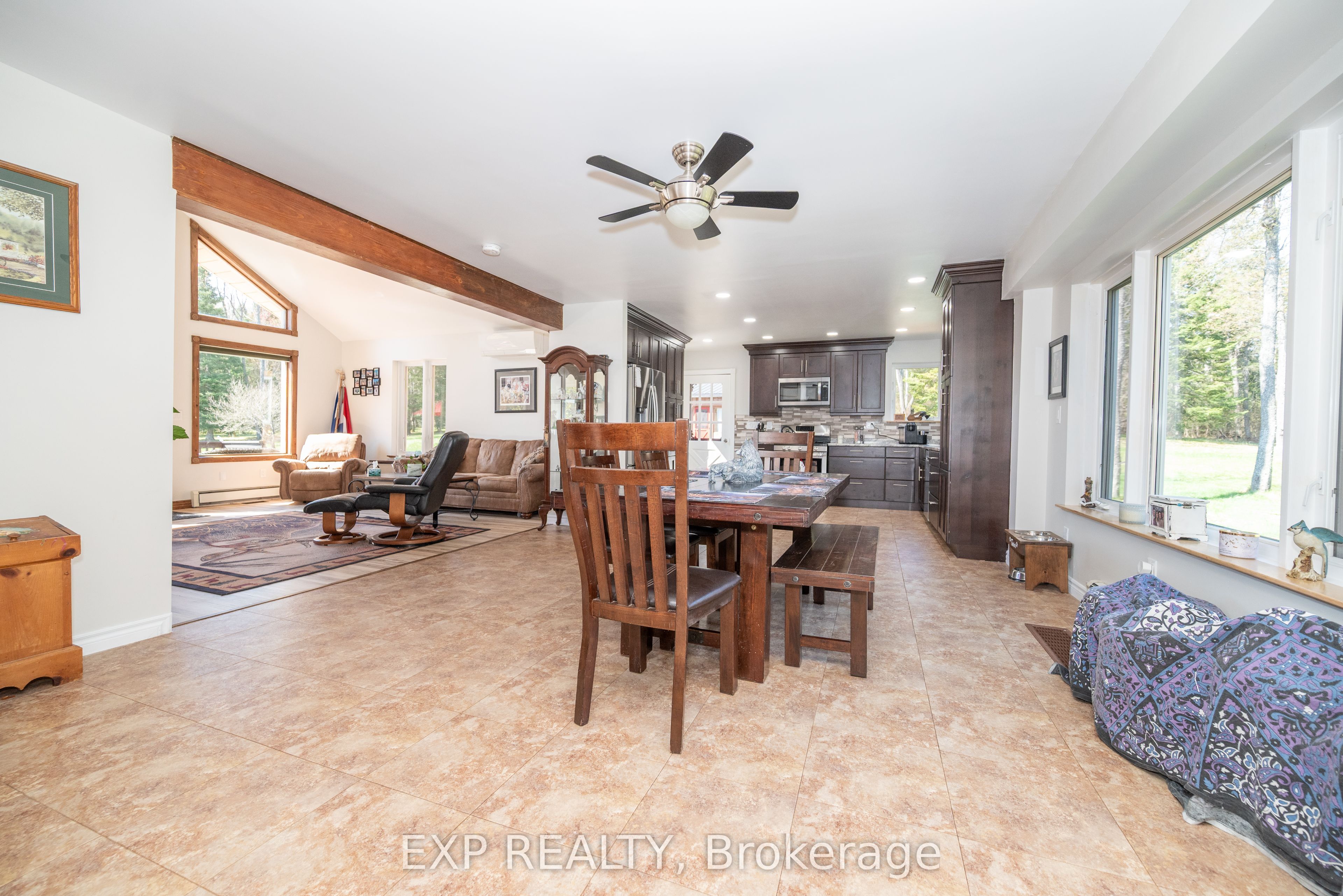 5490 Loop Road Property Photo 12