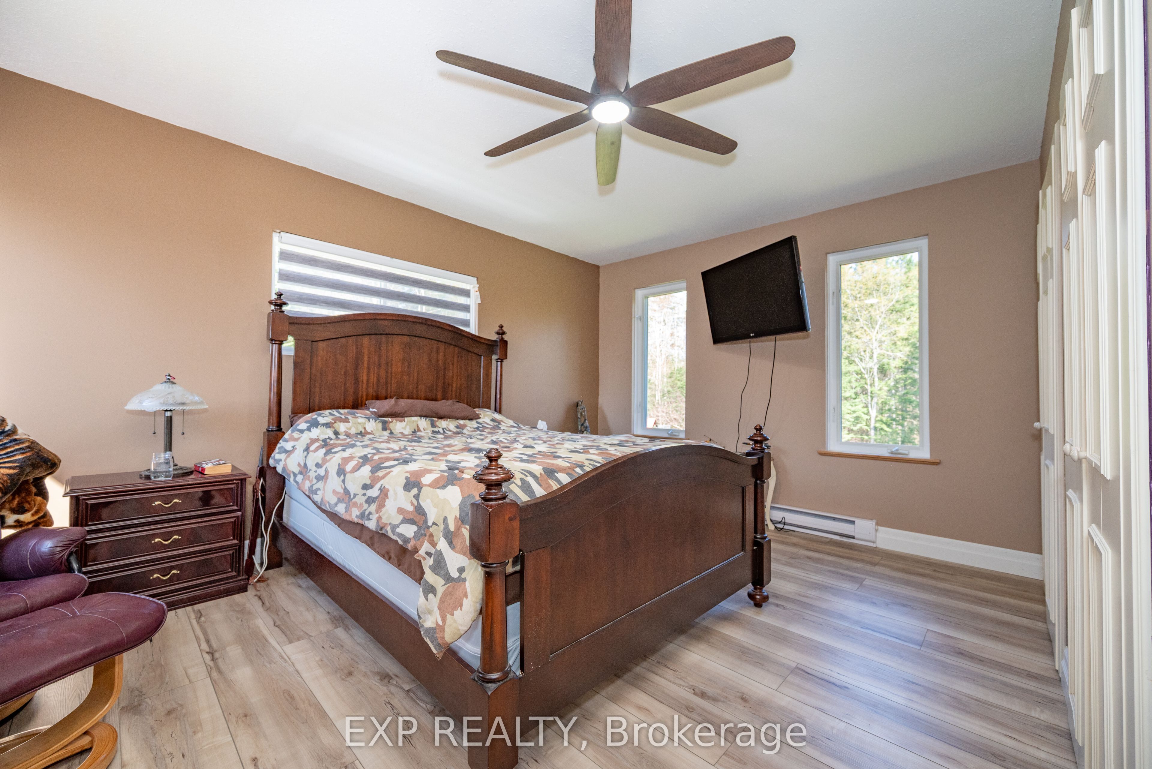 5490 Loop Road Property Photo 21