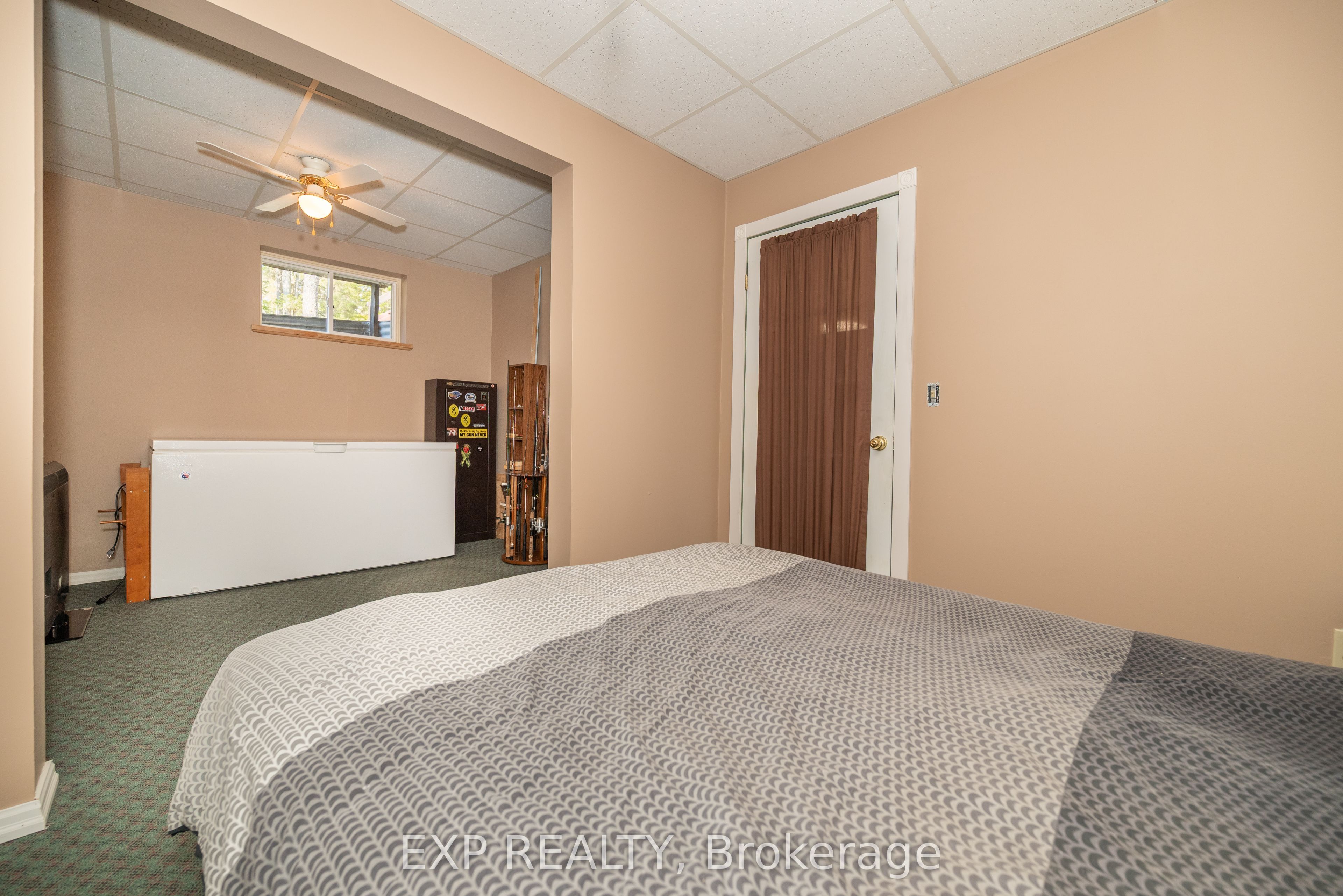 5490 Loop Road Property Photo 28
