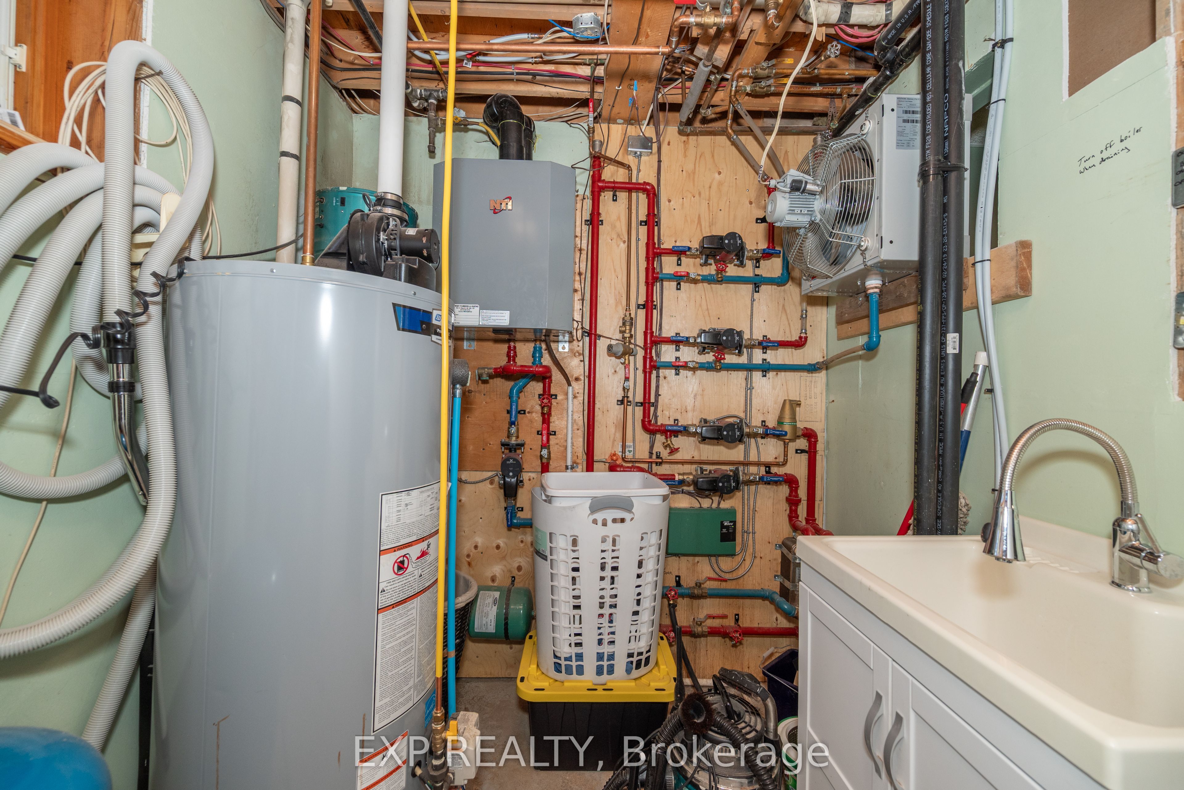 5490 Loop Road Property Photo 32
