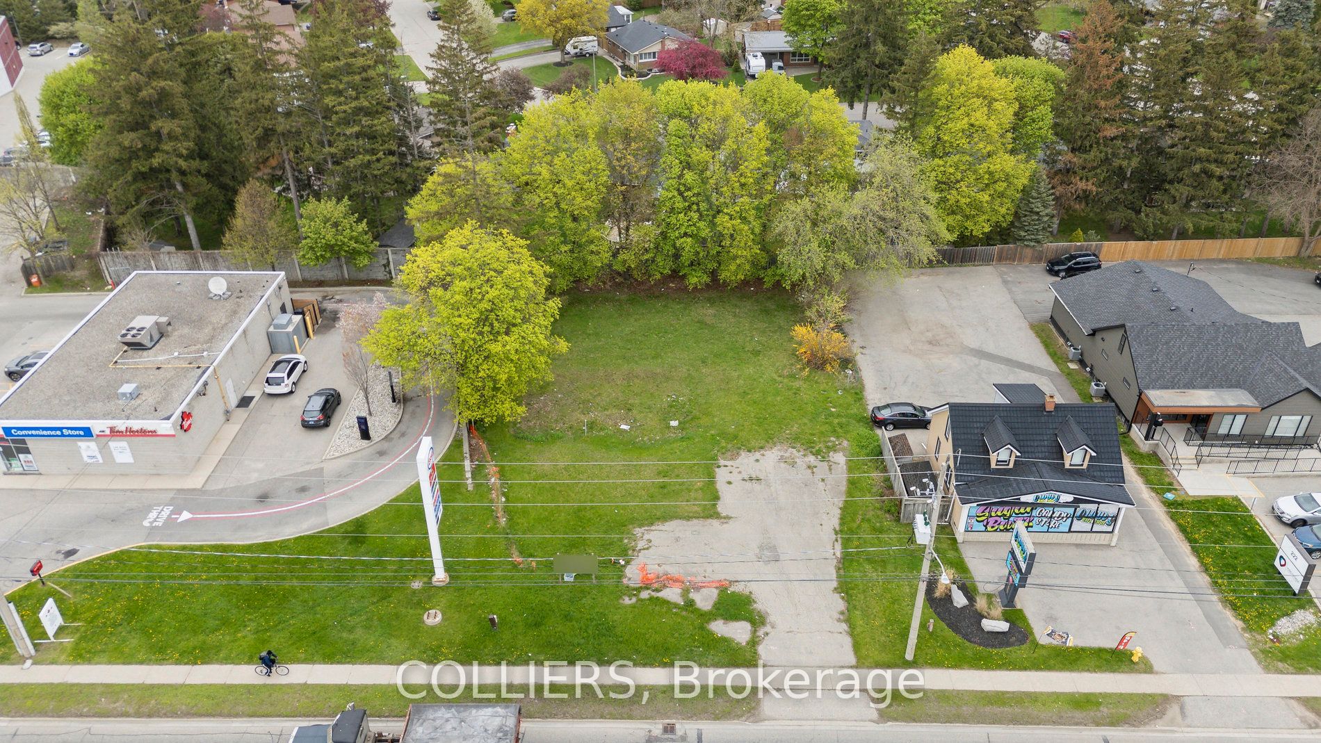 226 King George Road Property Photo 1